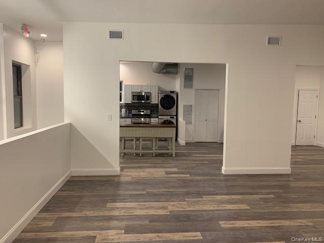 #9 photo, 31 Park Avenue, Suffern , NY 10901