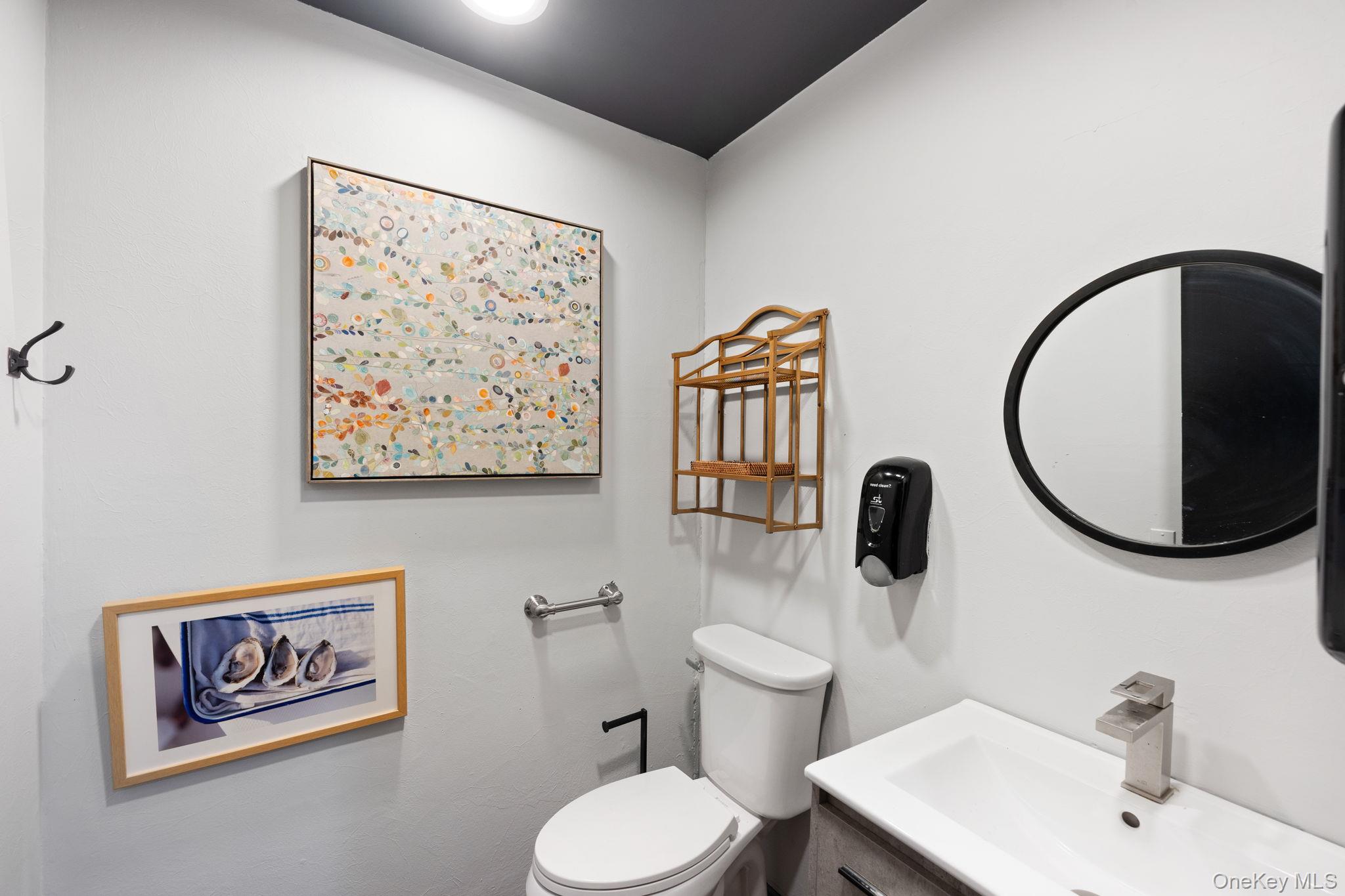 #20 photo, 8 N Broadway, Nyack , NY 10960