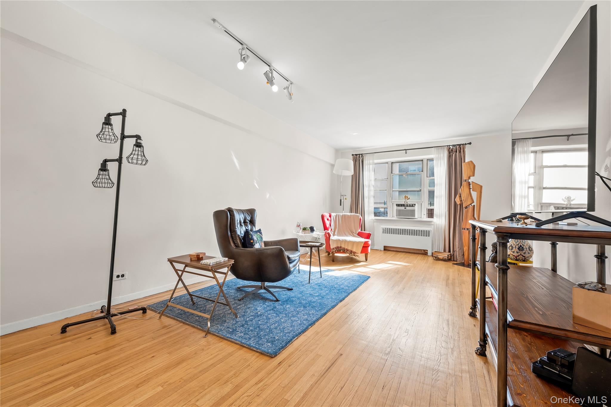 #7 photo, 640 W 231st Street, 브롱크스 Bronx , NY 10463