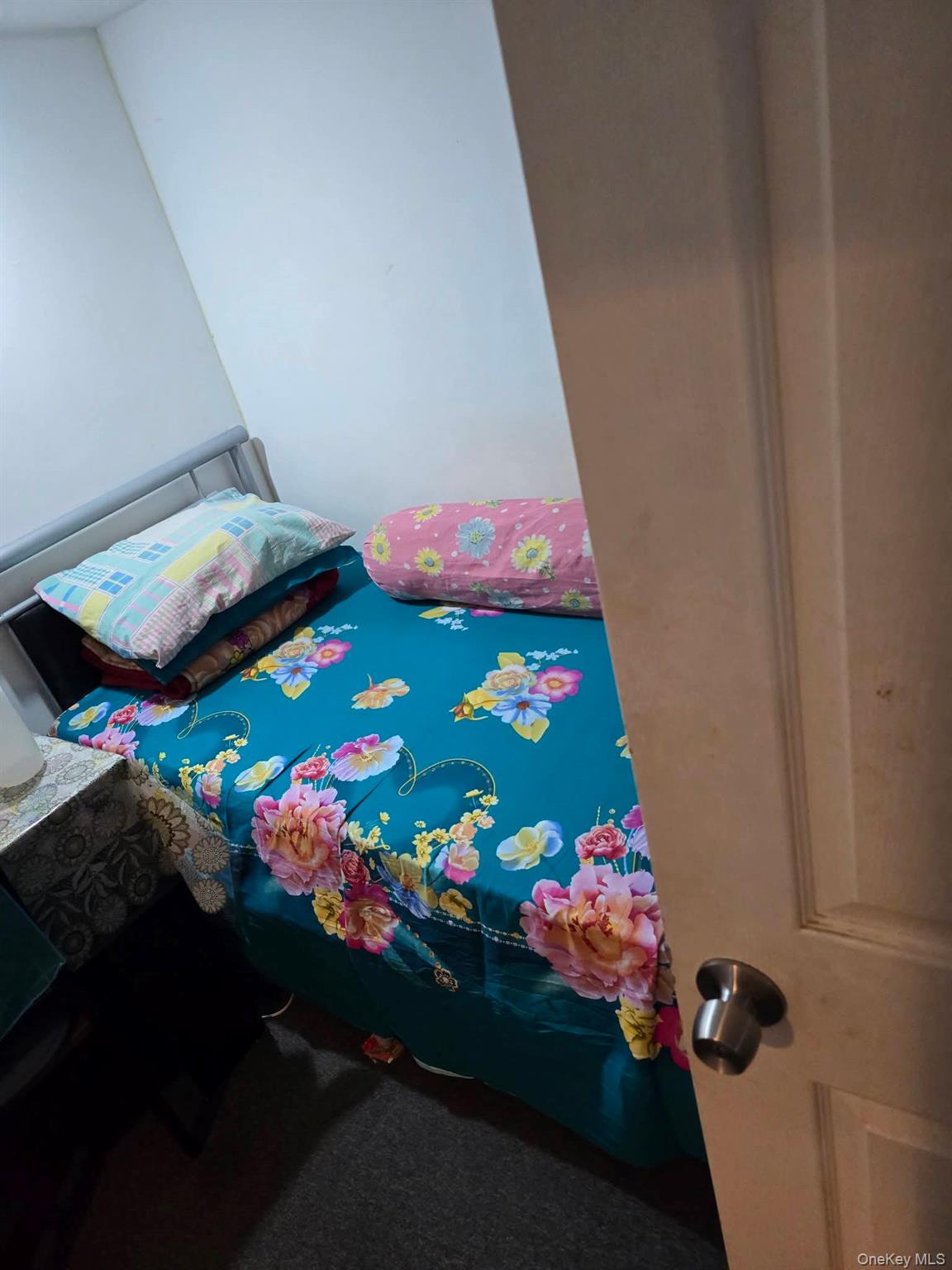 #12 photo, 1907 Lacombe Avenue, Bronx , NY 10473