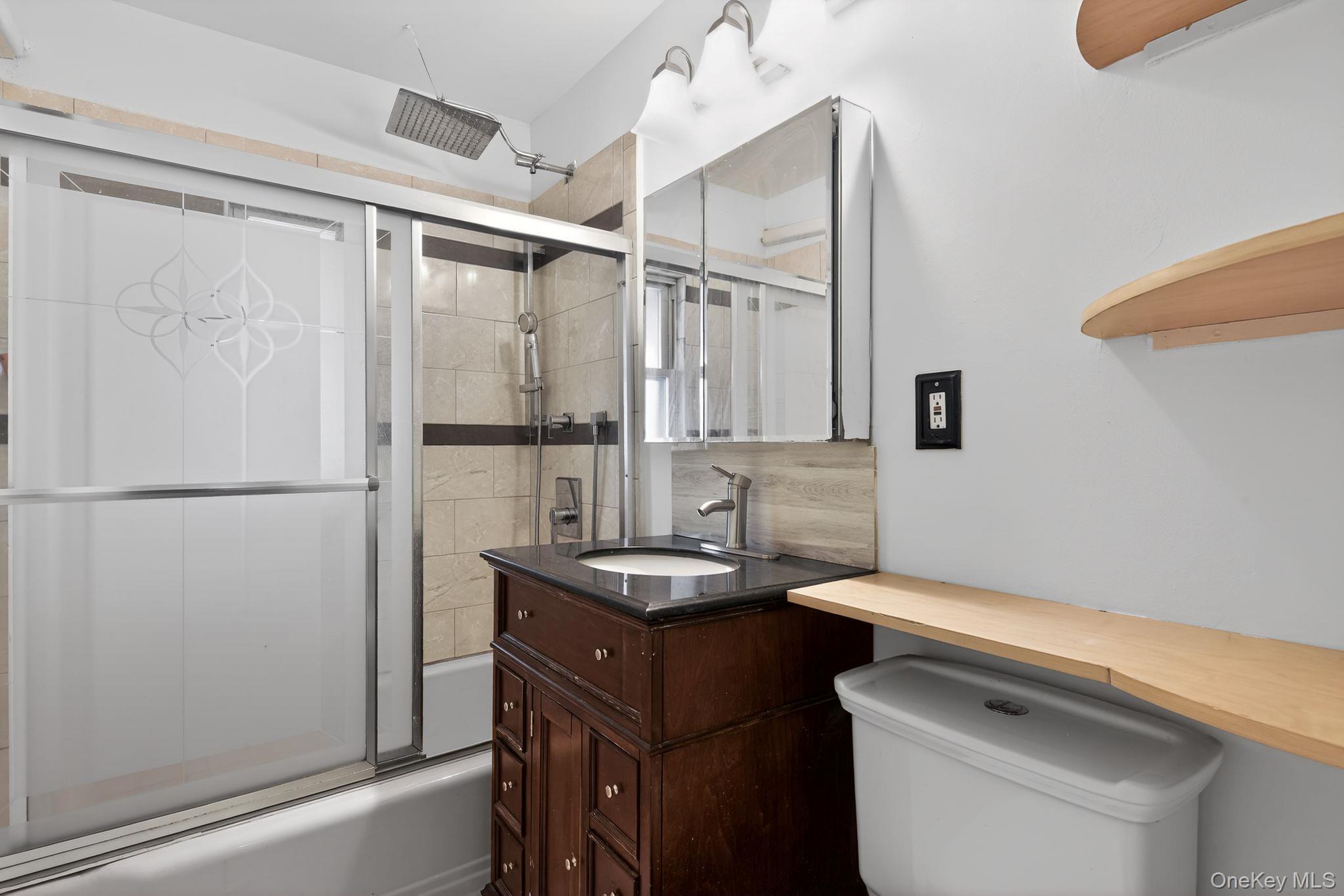 #19 photo, 4817 Wilder Avenue, ब्रोंक्स Bronx , NY 10470