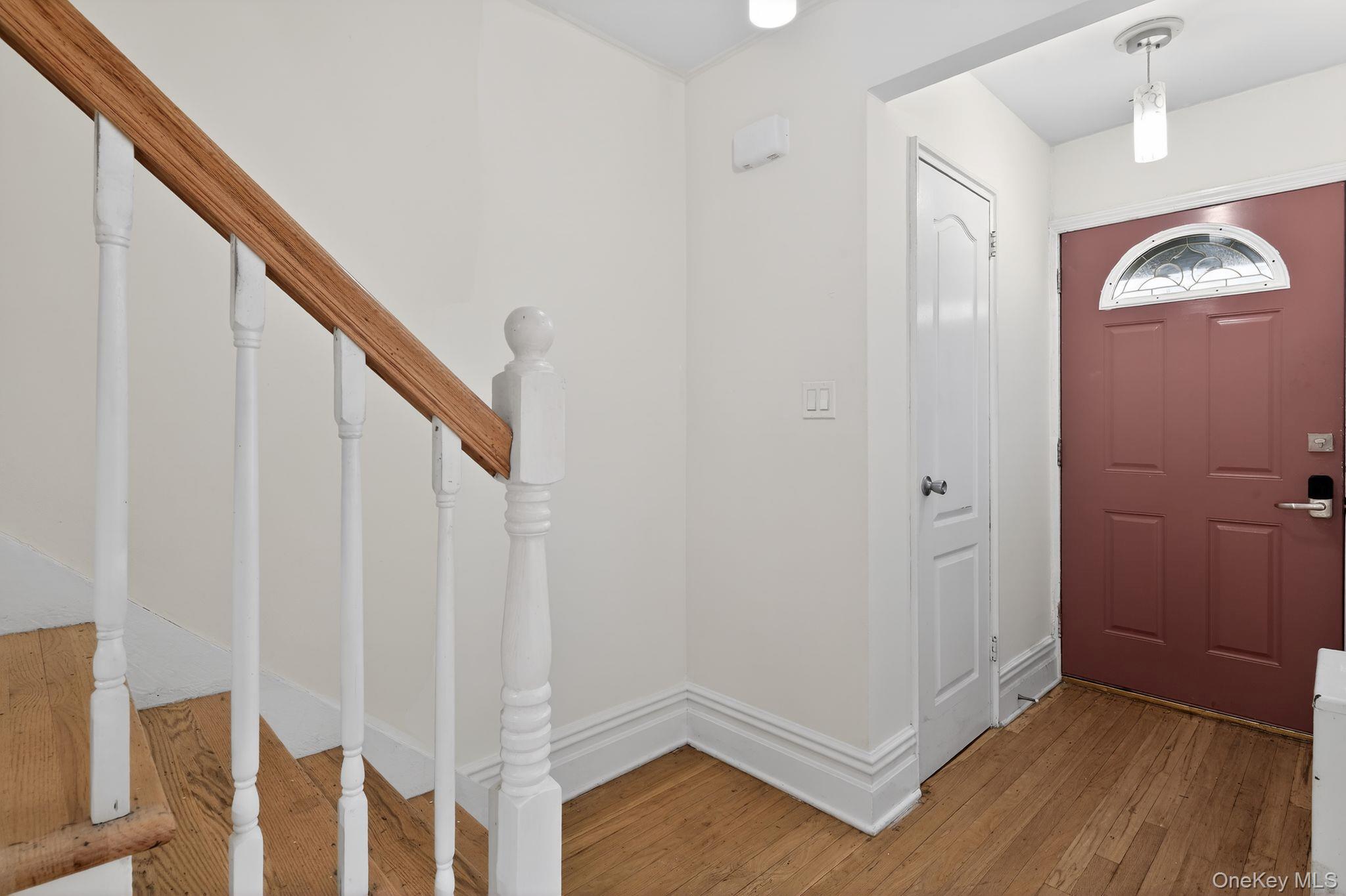 #4 photo, 4817 Wilder Avenue, ब्रोंक्स Bronx , NY 10470