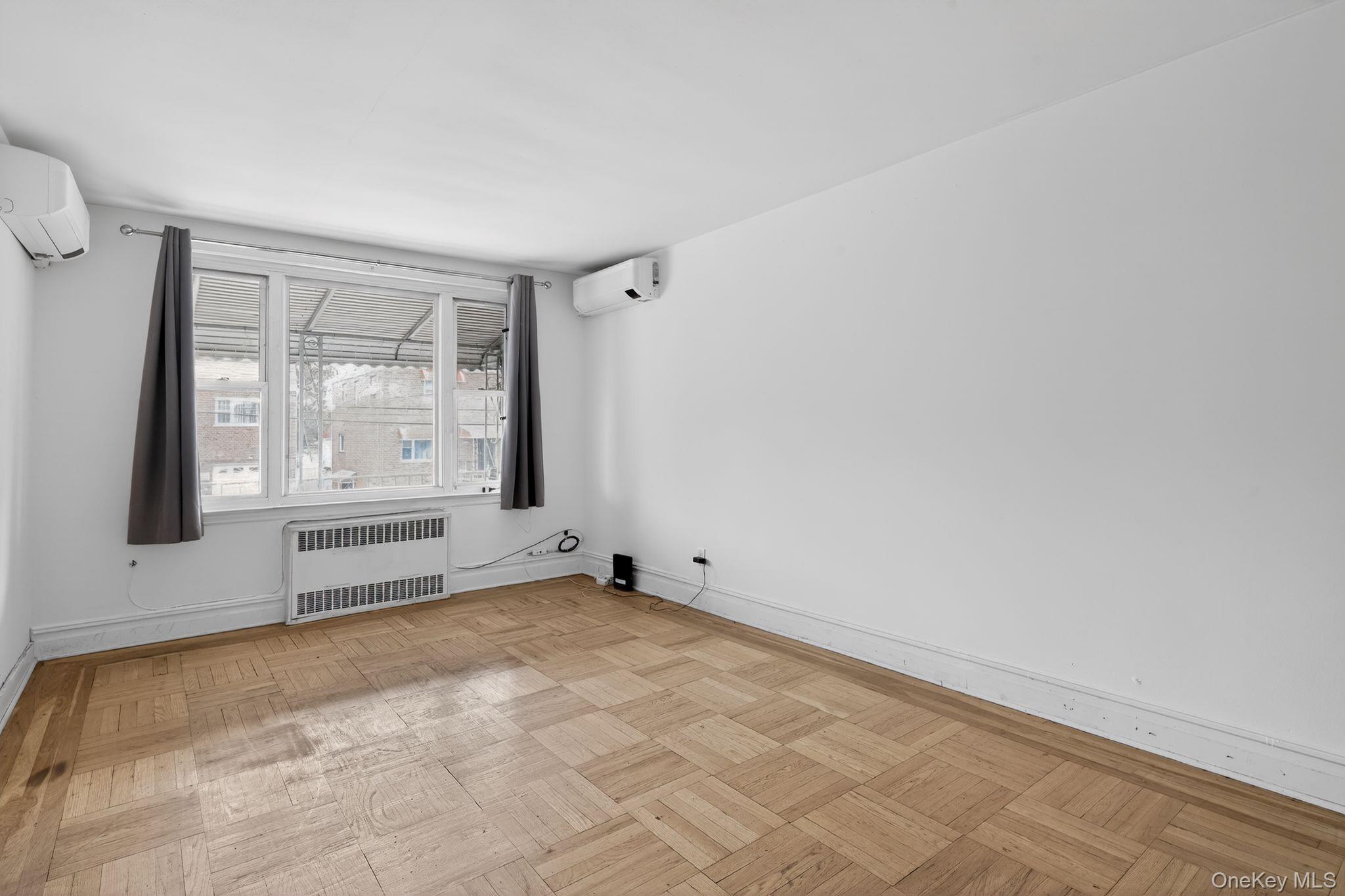 #6 photo, 4817 Wilder Avenue, ब्रोंक्स Bronx , NY 10470