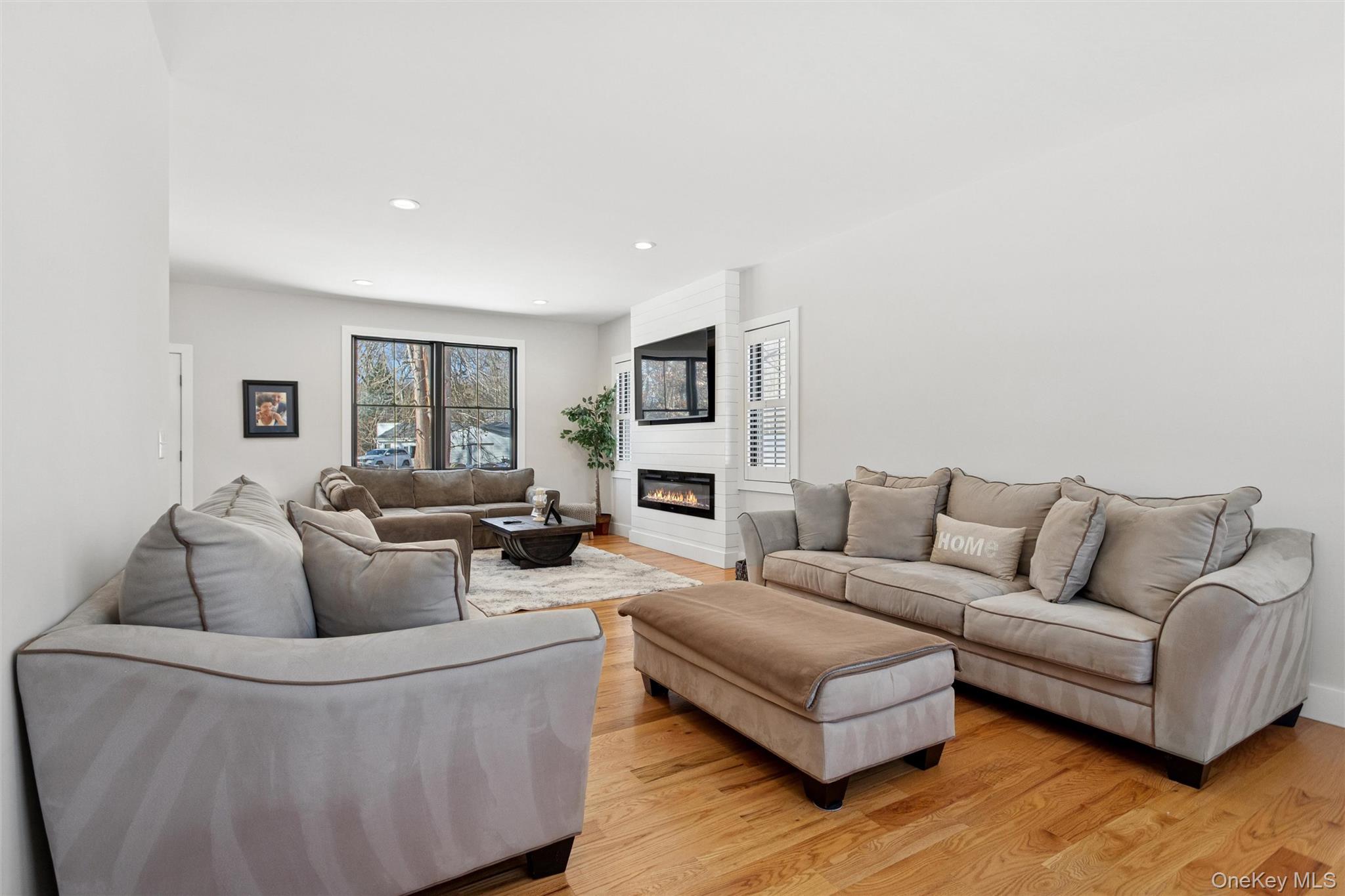 #6 photo, 3 Cardinal Way, Yorktown Heights , NY 10598