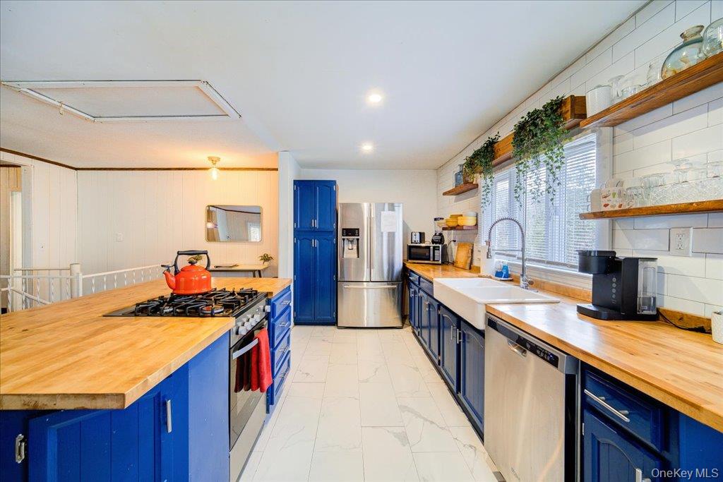 #14 photo, 34 Overlook Road, Woodbourne , NY 12788