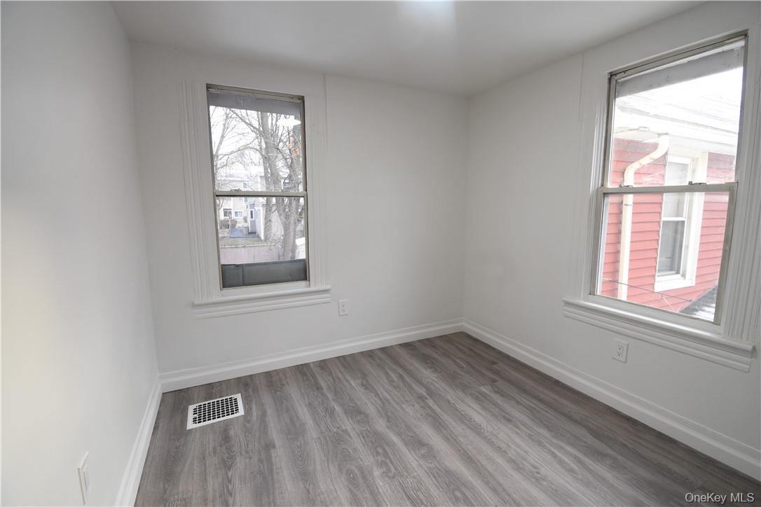 #17 photo, 23 Wawayanda Avenue, Middletown , NY 10940