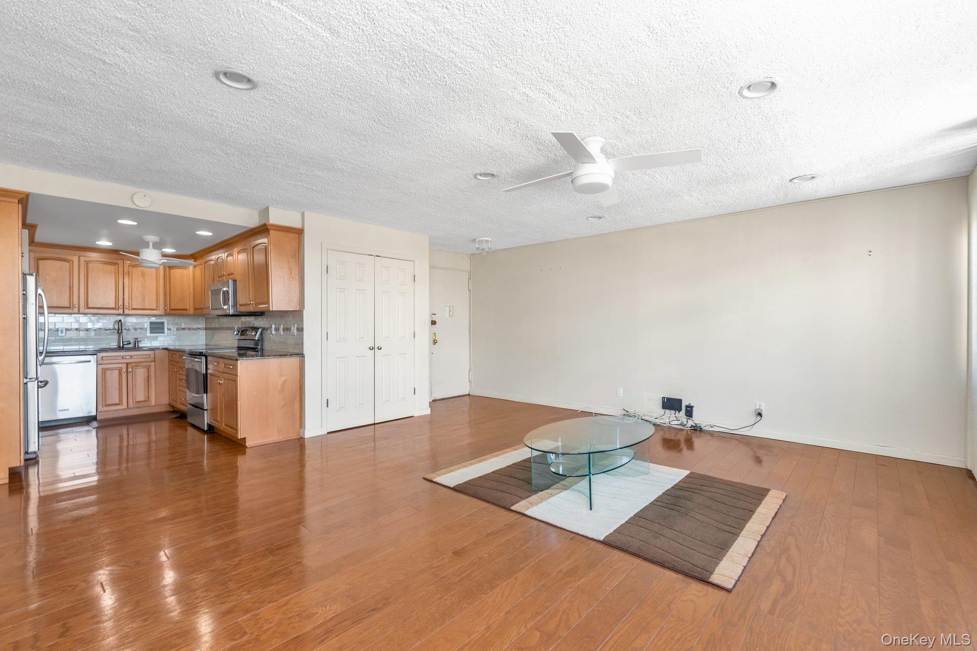 #3 photo, 162-11 9th, クイーンズ区 Beechhurst , NY 11357