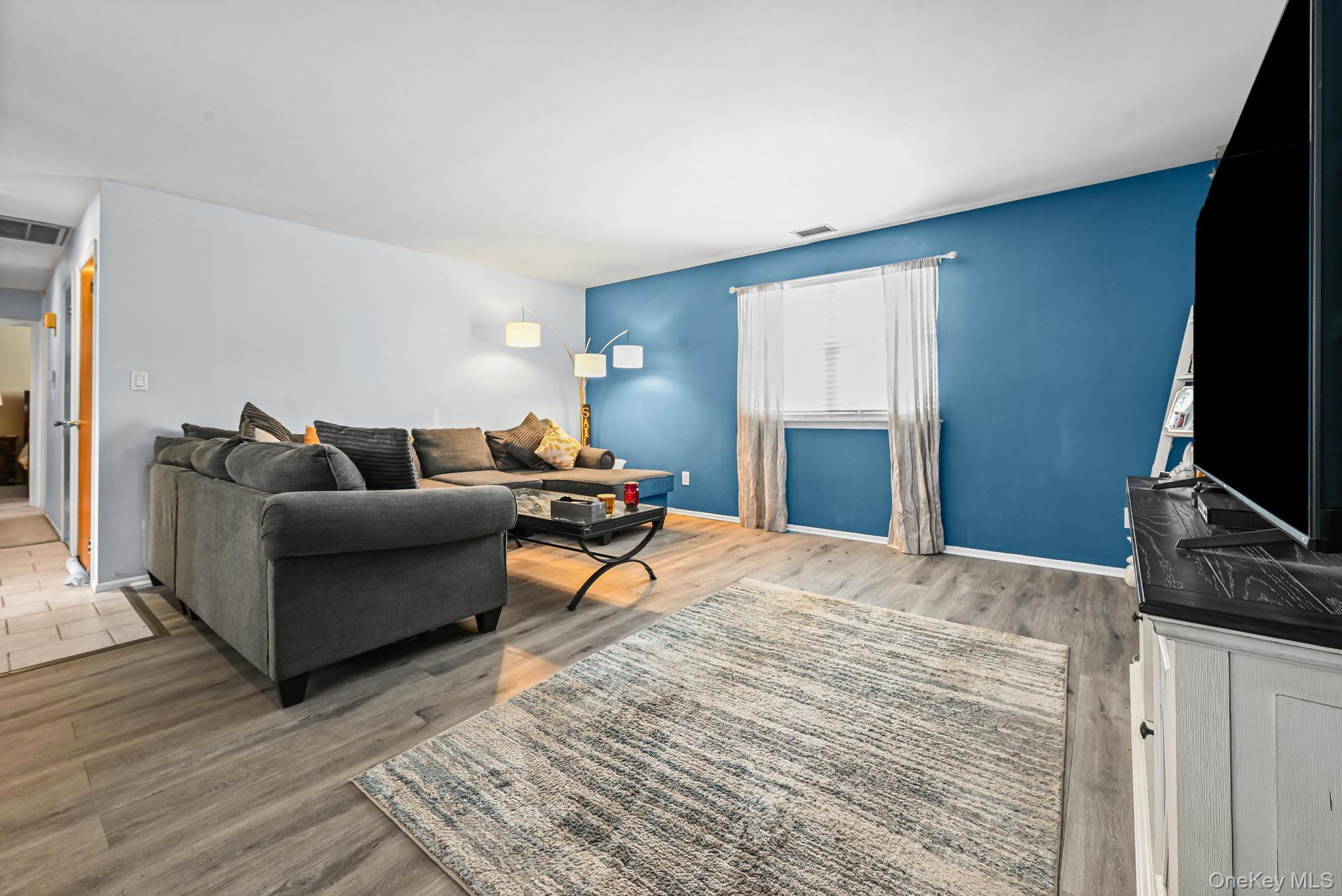 #16 photo, 3993 Fulton Avenue, Seaford , NY 11783