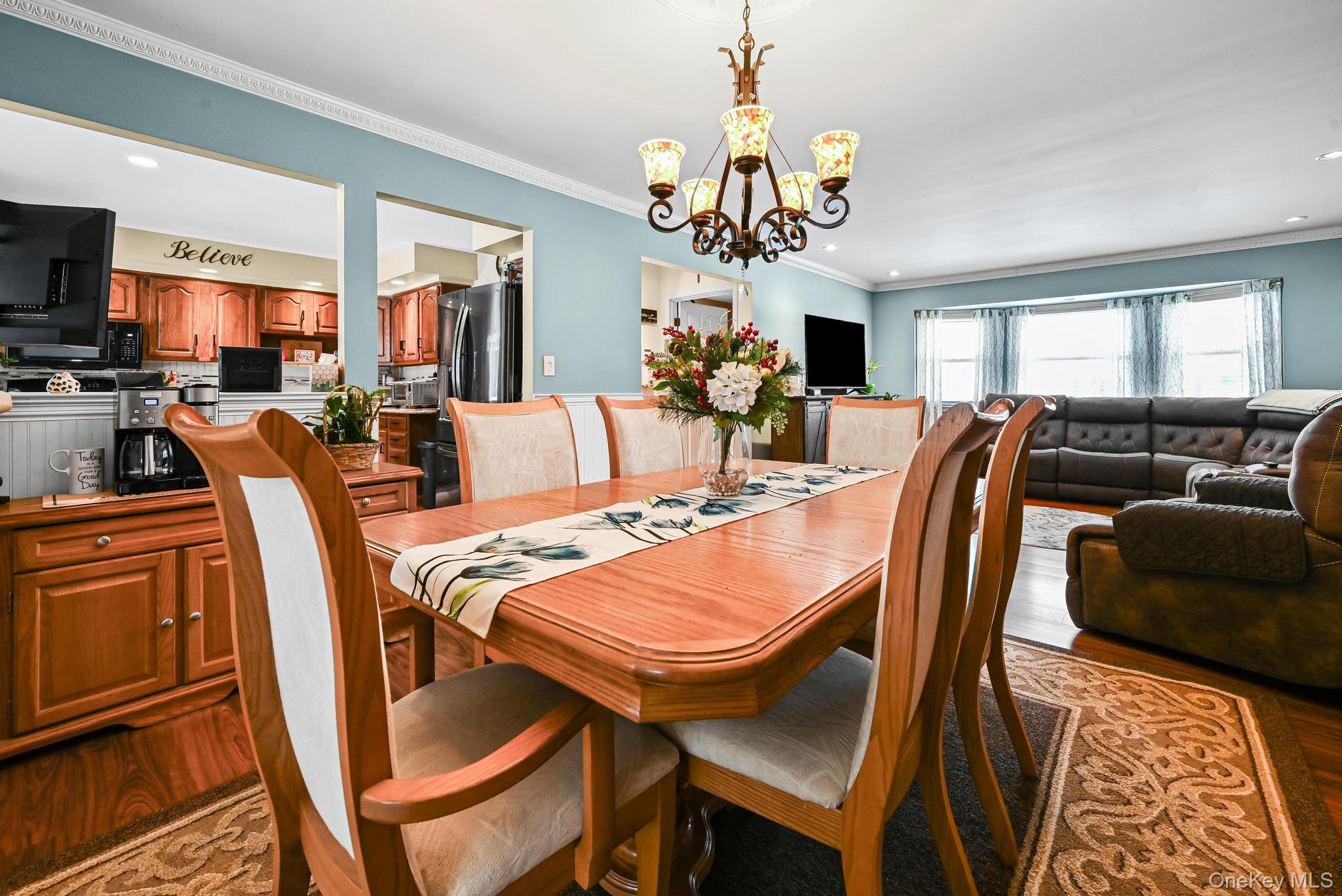 #5 photo, 3993 Fulton Avenue, Seaford , NY 11783