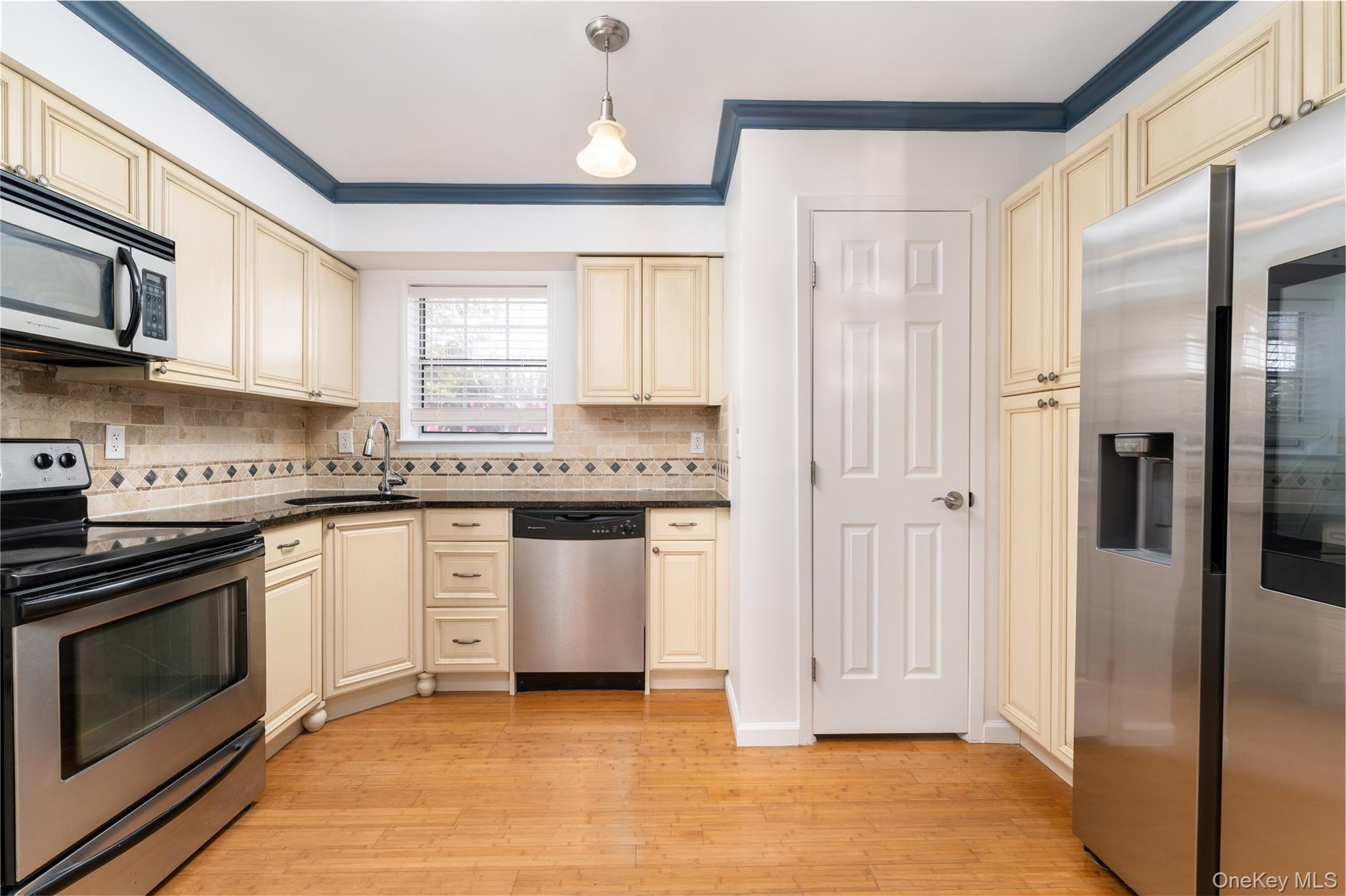 #3 photo, 34 Shinnecock Avenue, East Quogue , NY 11942