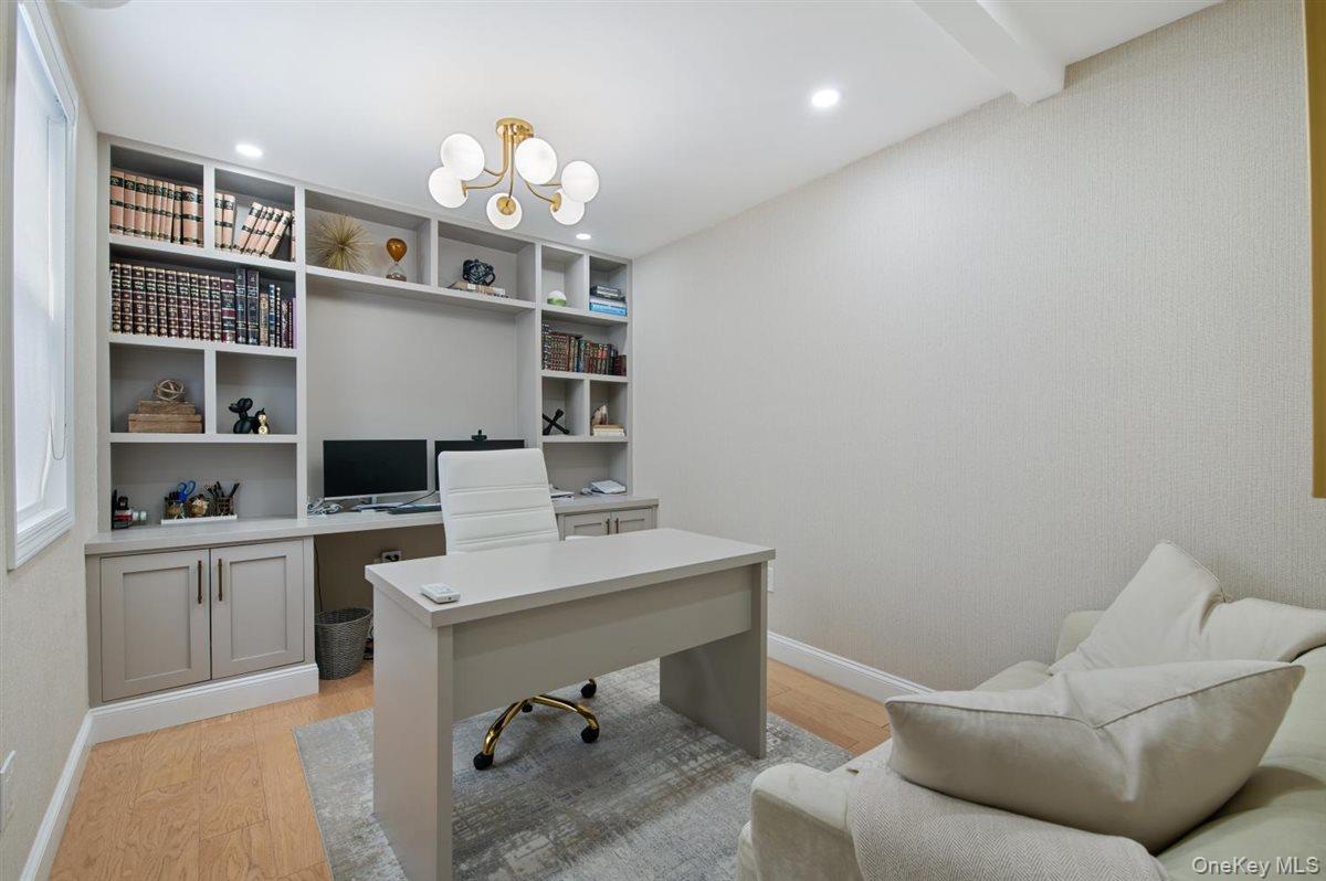 #16 photo, 16 Valley Lane, North Woodmere , NY 11581