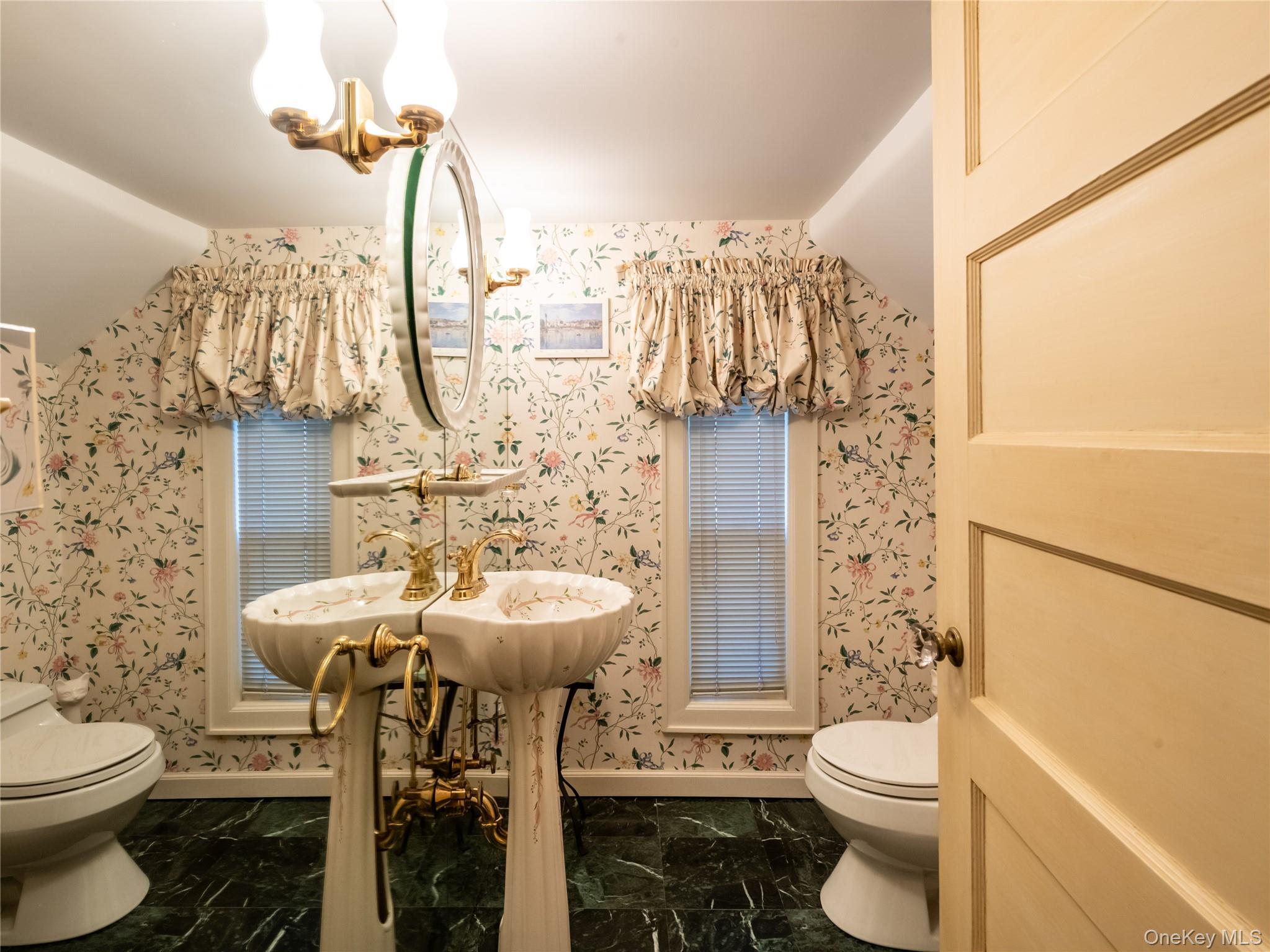 #11 photo, 64 Plandome Court, Manhasset , NY 11030