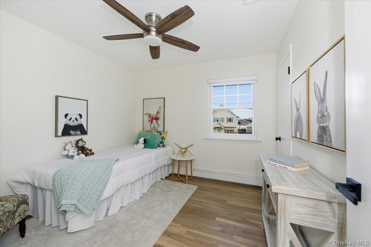 #11 photo, 230 Sequams Lane Center, West Islip , NY 11795