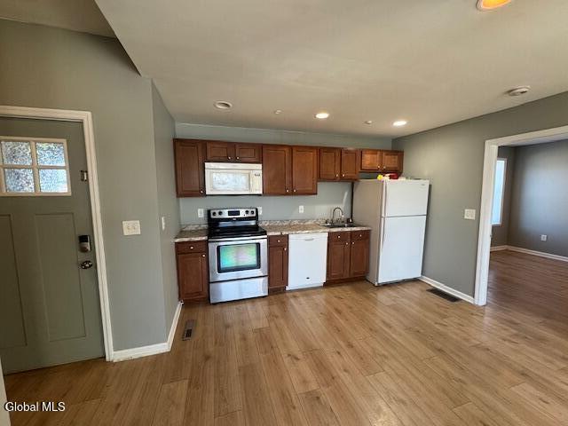 #1 photo, 461 Troy-Schenectady Road, #2 Rear, Colonie , NY 12110