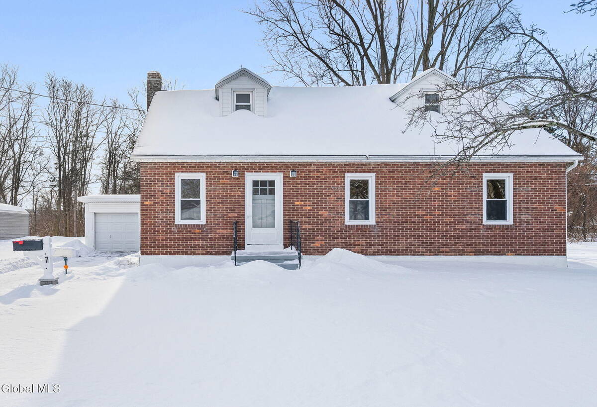 #2 photo, 7 Onderdonk Avenue, East Greenbush , NY 12144