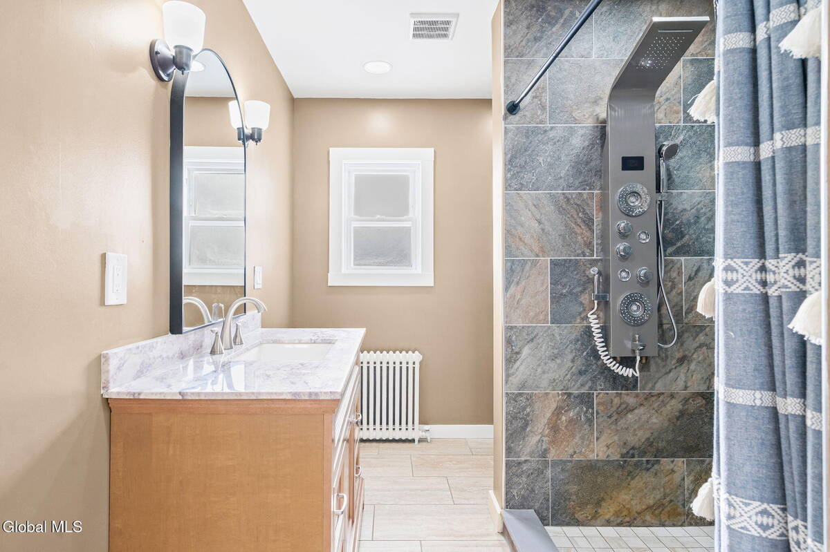 #9 photo, 7 Onderdonk Avenue, East Greenbush , NY 12144