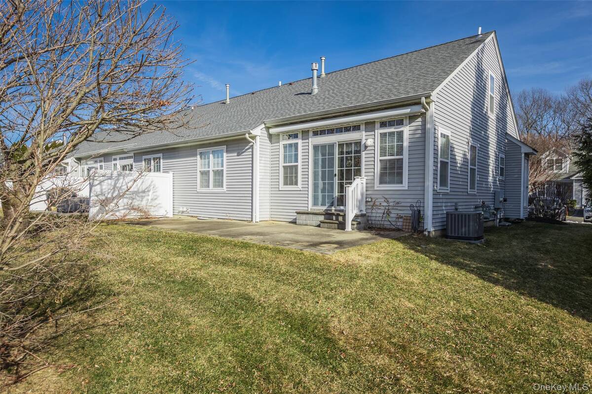 #22 photo, 38 Gettysburg Drive, Port Jefferson Station , NY 11776