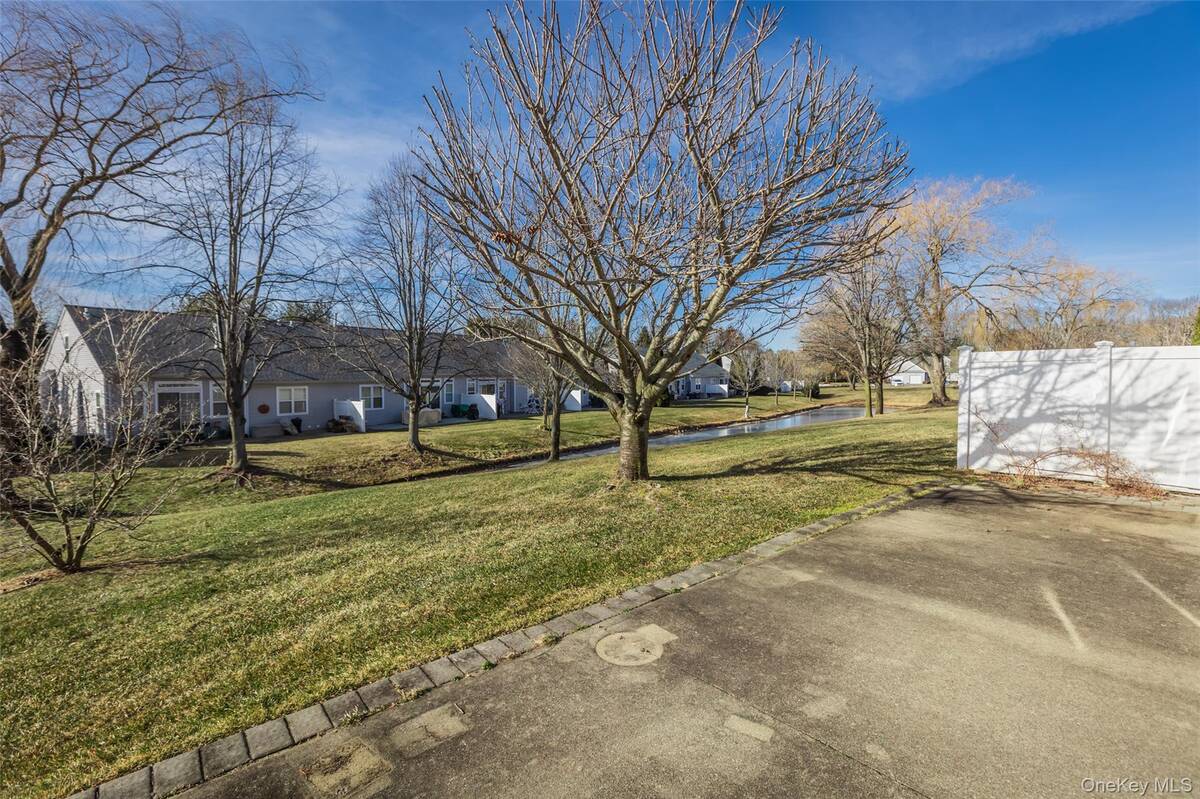 #23 photo, 38 Gettysburg Drive, Port Jefferson Station , NY 11776