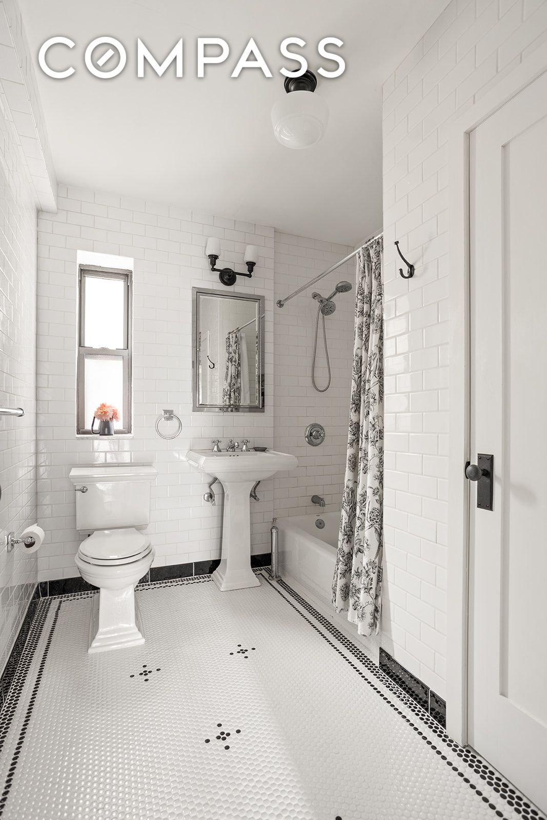 #7 photo, 35-36 76th Street, Jackson Heights , NY 11372