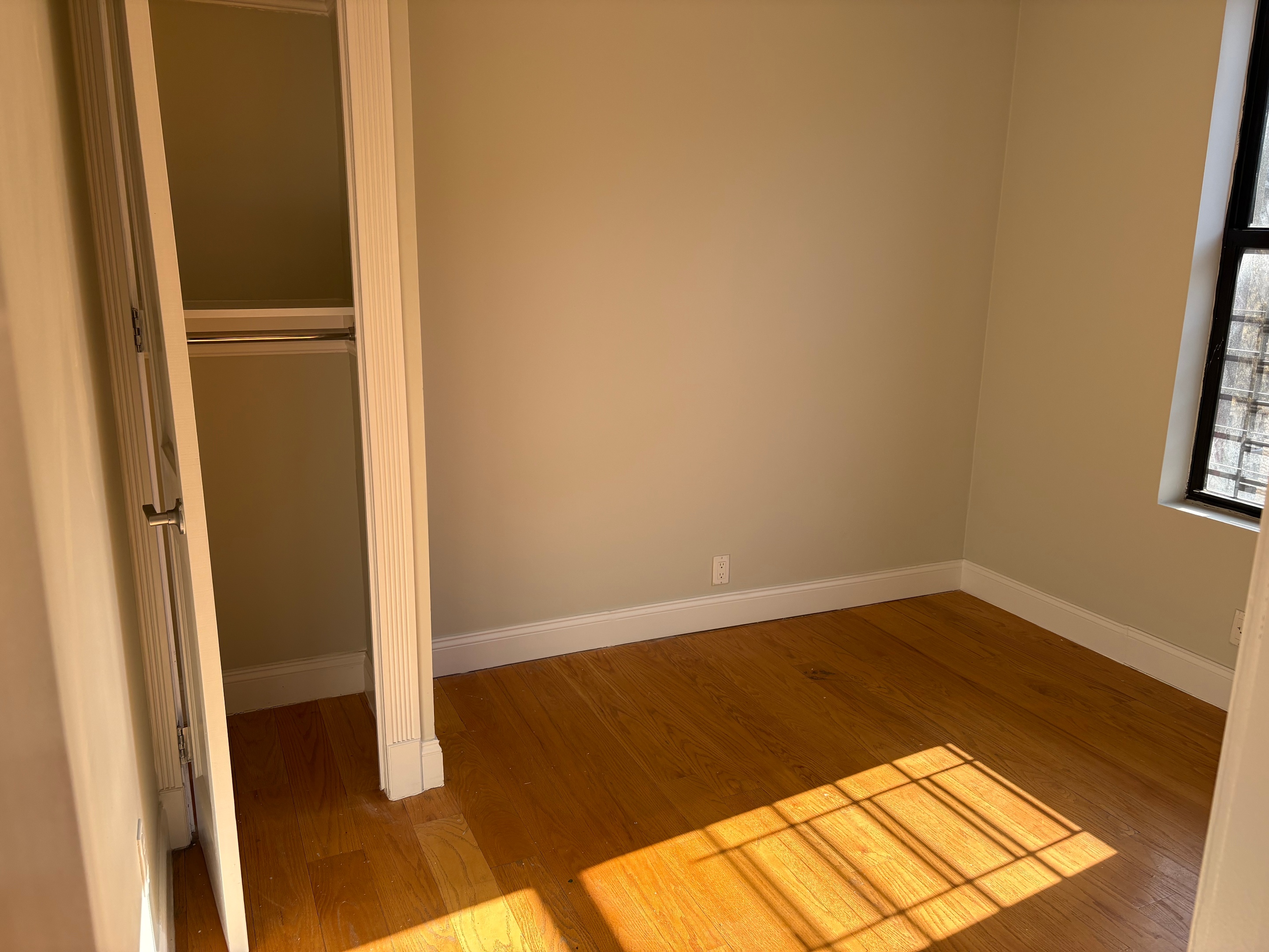 #11 photo, New York City, Hudson Heights , NY 10033