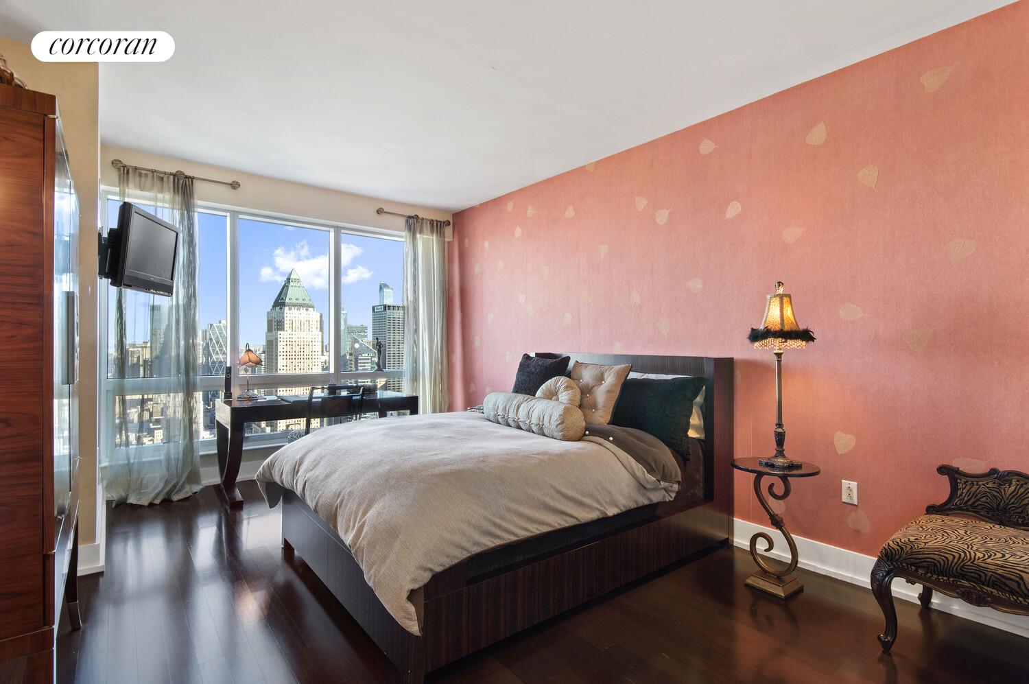 #5 photo, 350 W 42ND Street, Hell's Kitchen , NY 10036