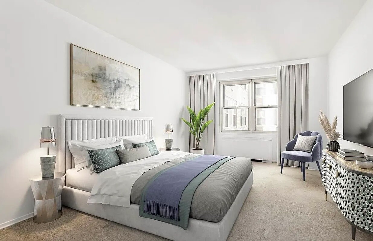 #4 photo, 305 E 24TH Street, Kips Bay , NY 10010