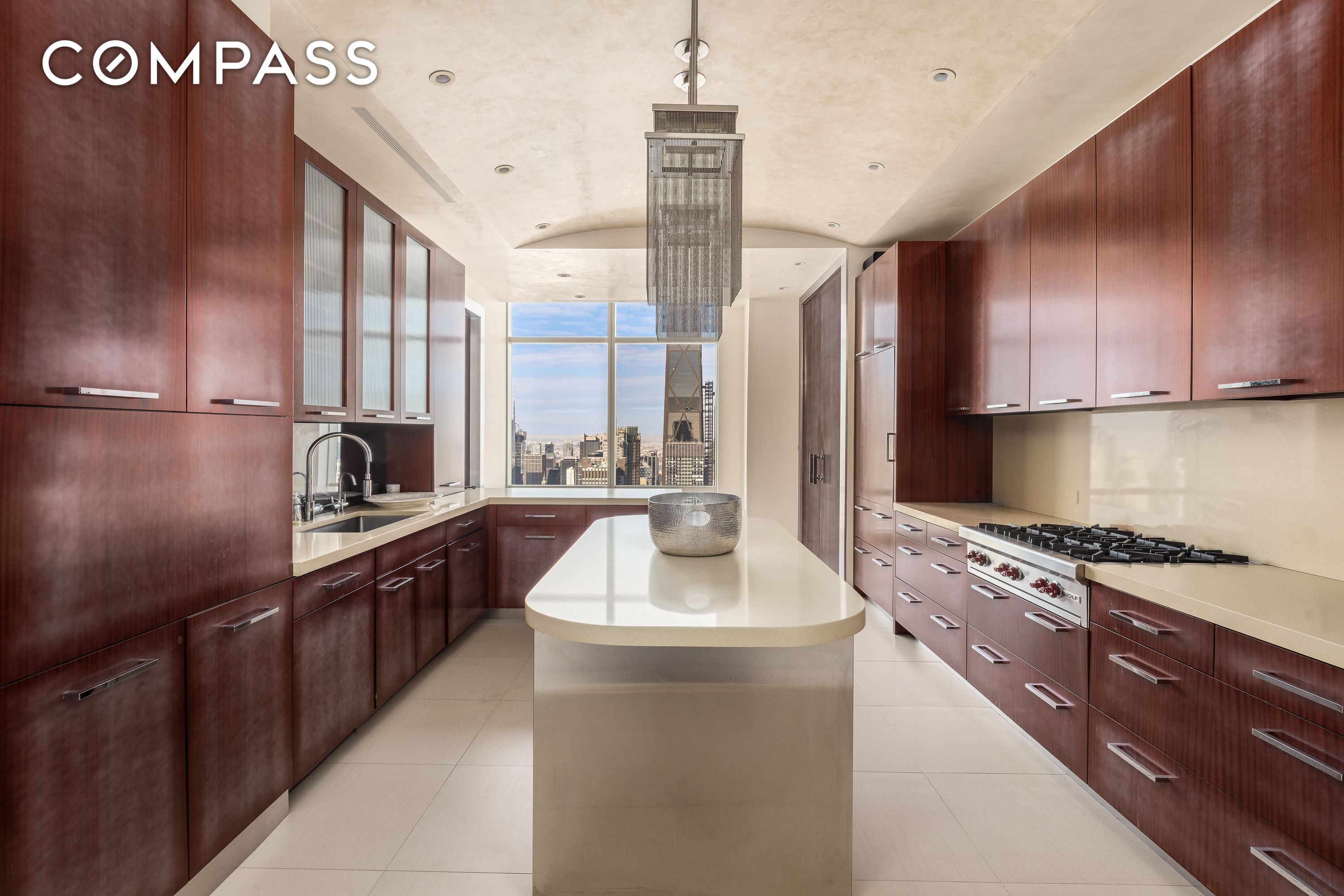 #6 photo, 845 United Nations Plaza, מנהטן Midtown East , NY 10017