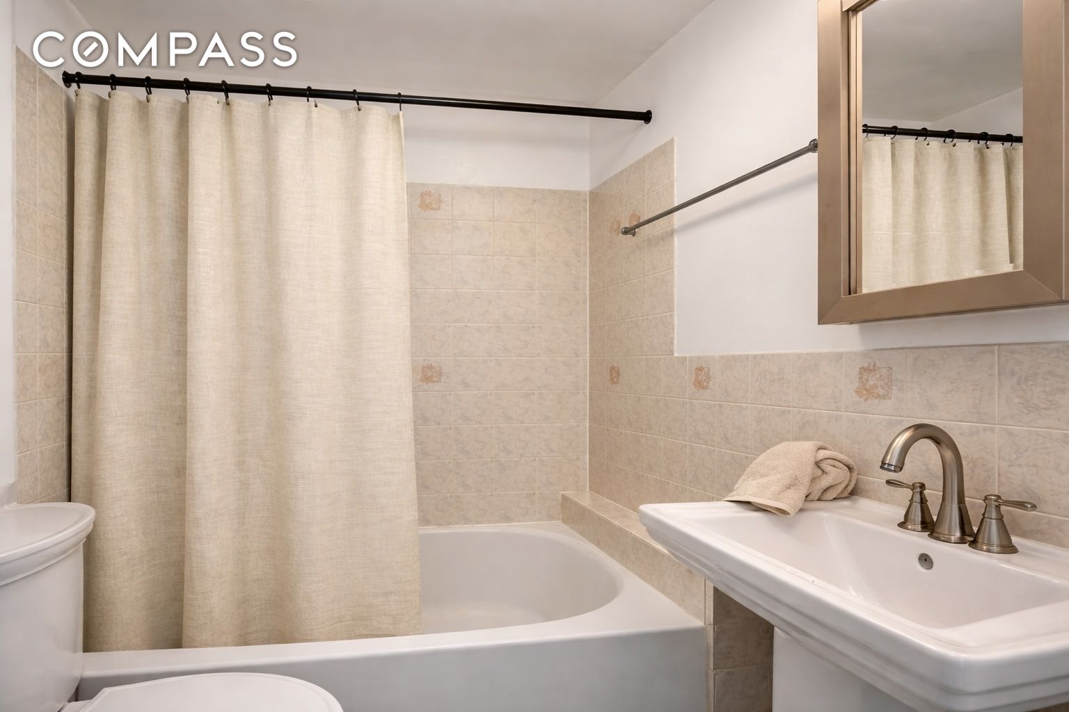 #5 photo, Brooklyn, Crown Heights , NY 11213