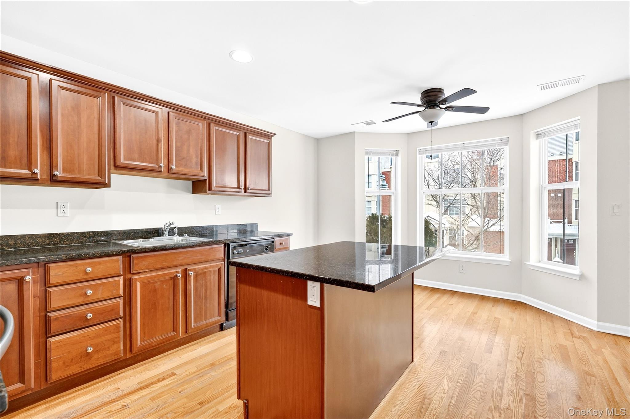 #12 photo, 17 Harbor Pointe Drive, Haverstraw , NY 10927