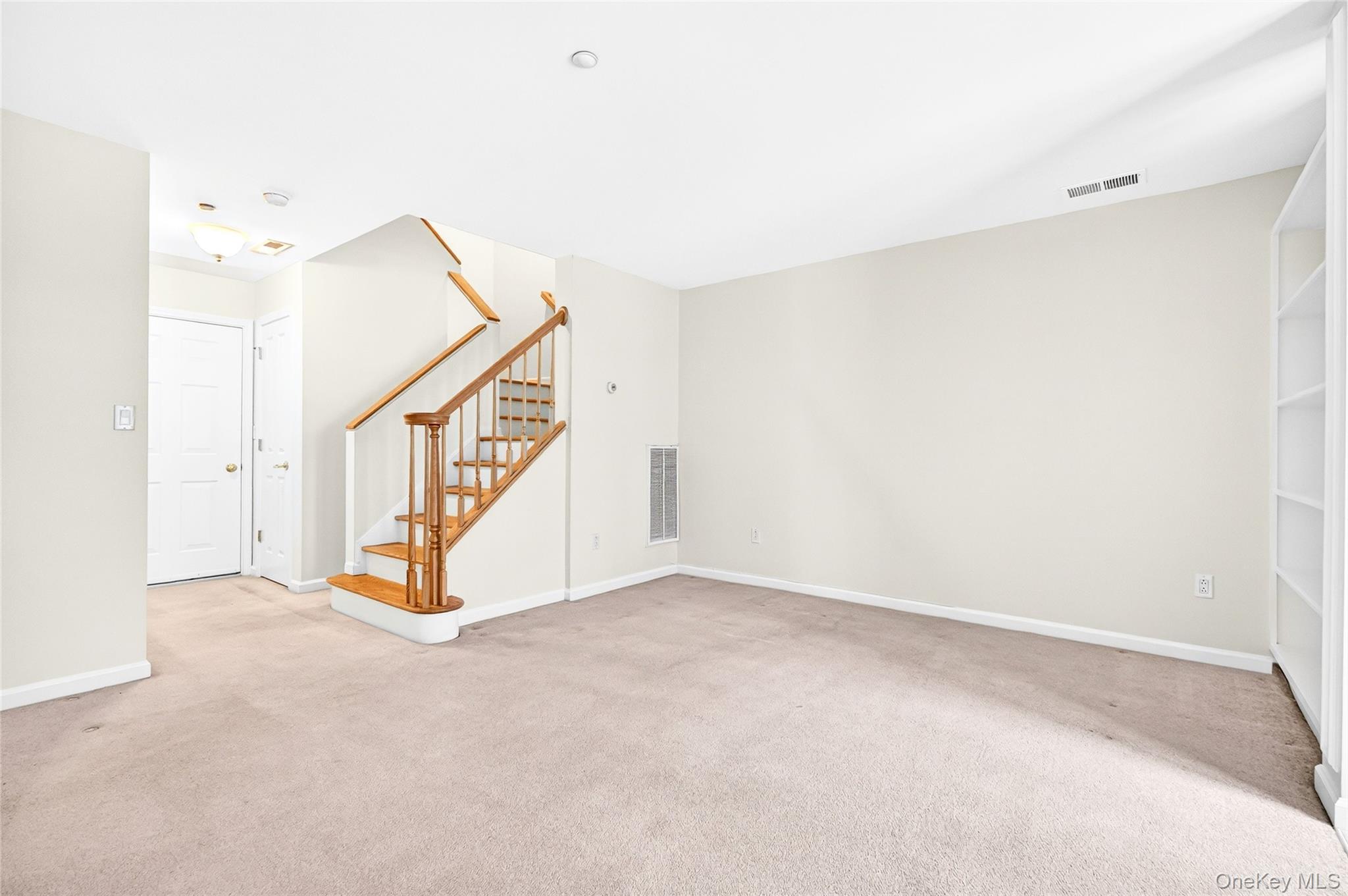 #6 photo, 17 Harbor Pointe Drive, Haverstraw , NY 10927