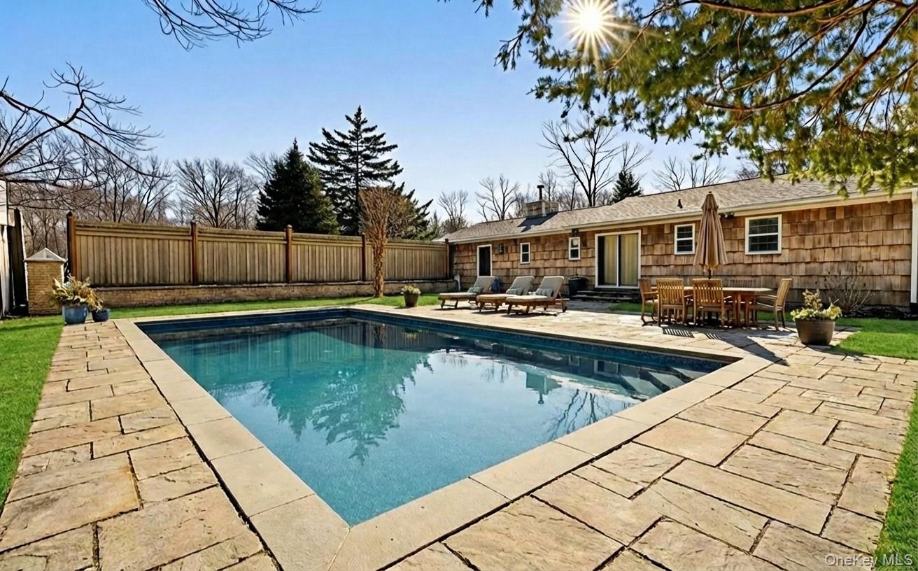 #4 photo, 67 Church Lane, East Hampton , NY 11937