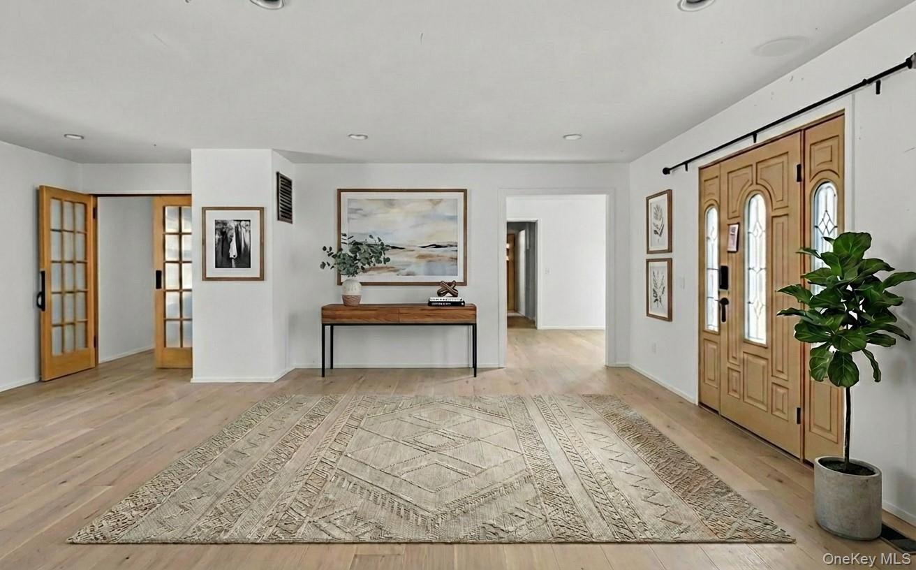 #6 photo, 67 Church Lane, East Hampton , NY 11937