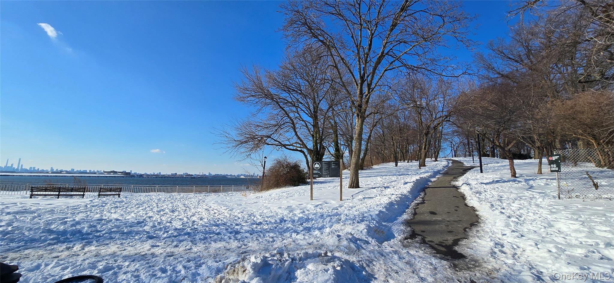 #3 photo, 11502 Poppenhusen Avenue, 皇后區 College Point , NY 11356