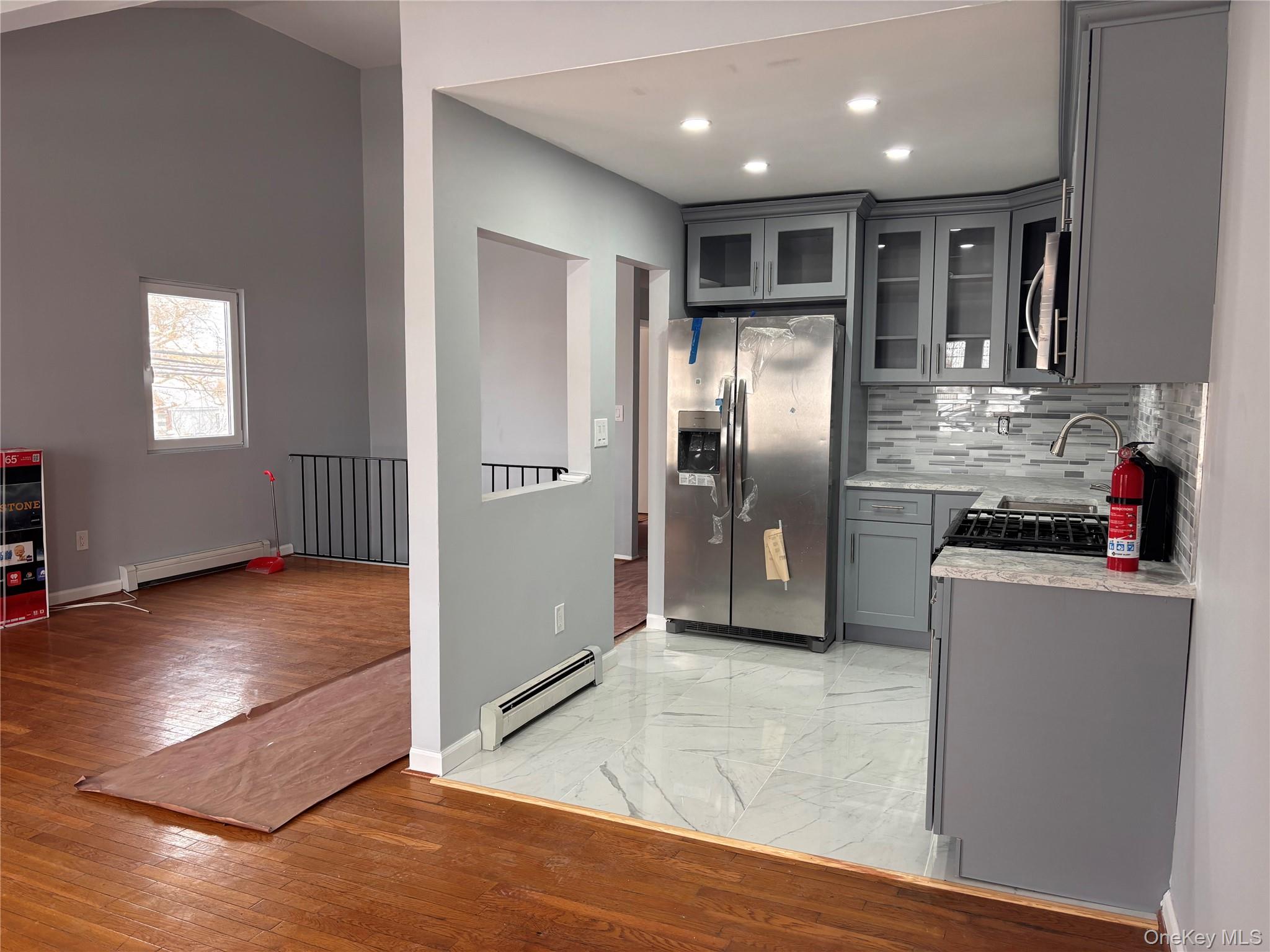 #8 photo, 145-01 223rd Street, Куинс ‖ Springfield Gardens , NY 11413