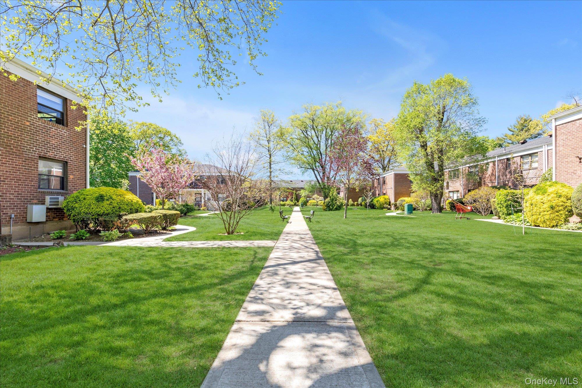 #18 photo, 1203 E Broadway, Hewlett , NY 11557