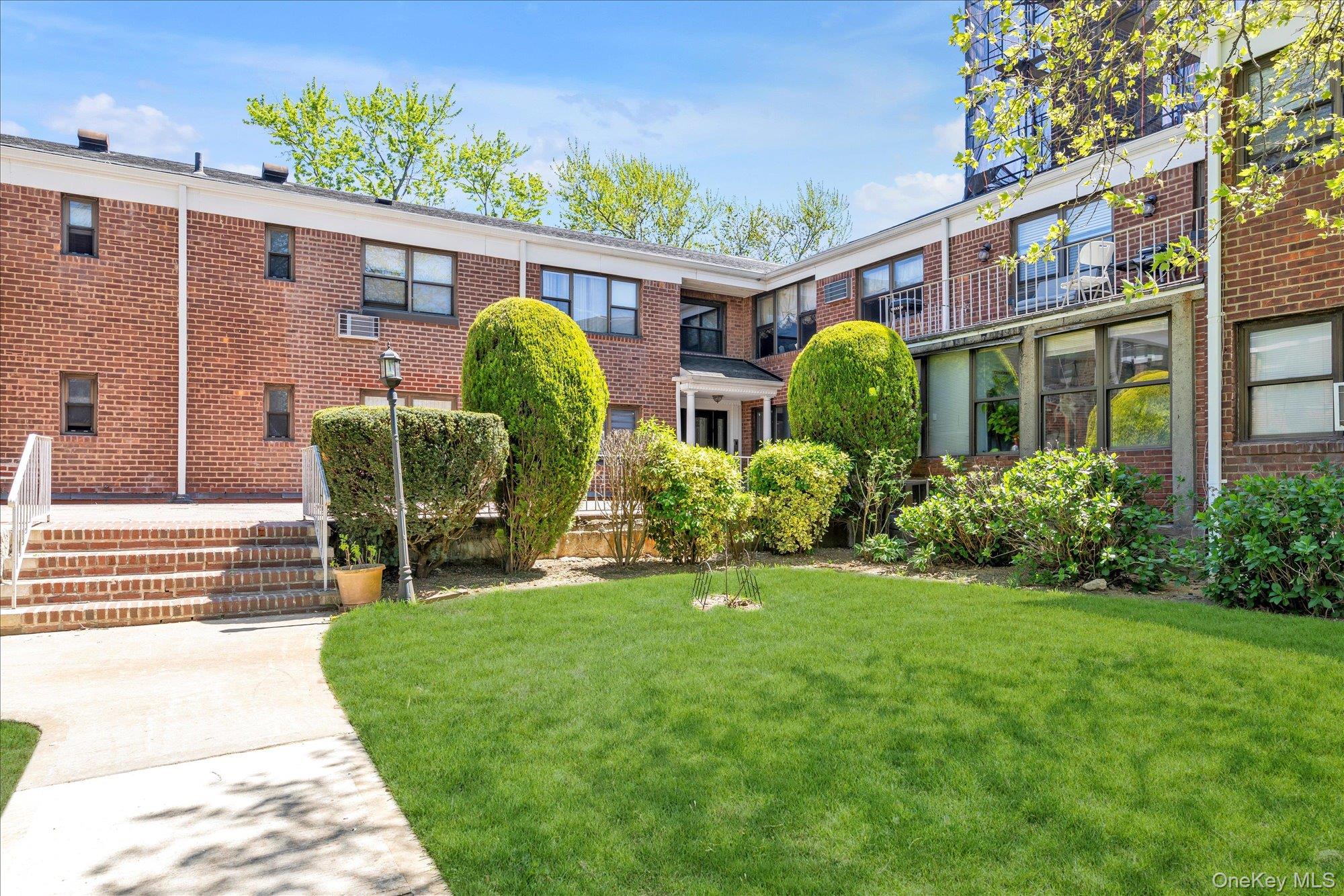 #2 photo, 1203 E Broadway, Hewlett , NY 11557