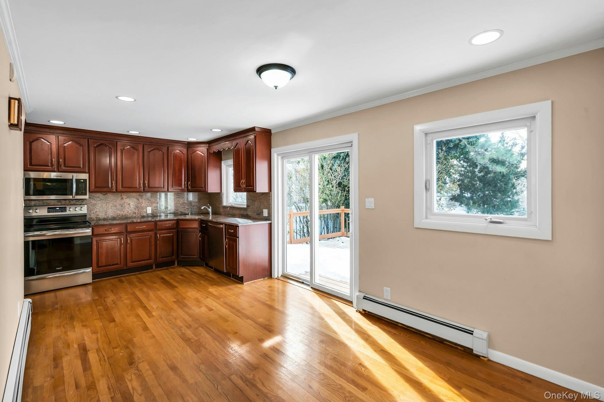 #13 photo, 2730 Remsen Street, Baldwin , NY 11510