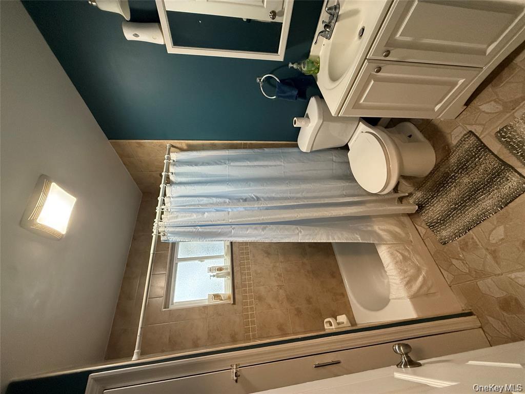 #13 photo, 803 Bayview Avenue, سوفولك Amityville , NY 11701