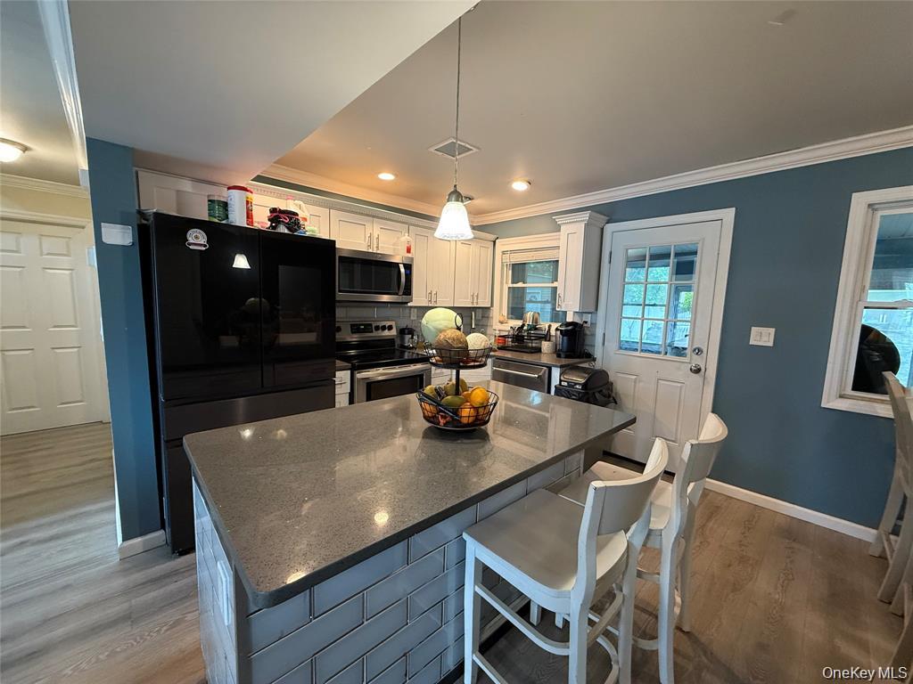 #8 photo, 803 Bayview Avenue, سوفولك Amityville , NY 11701