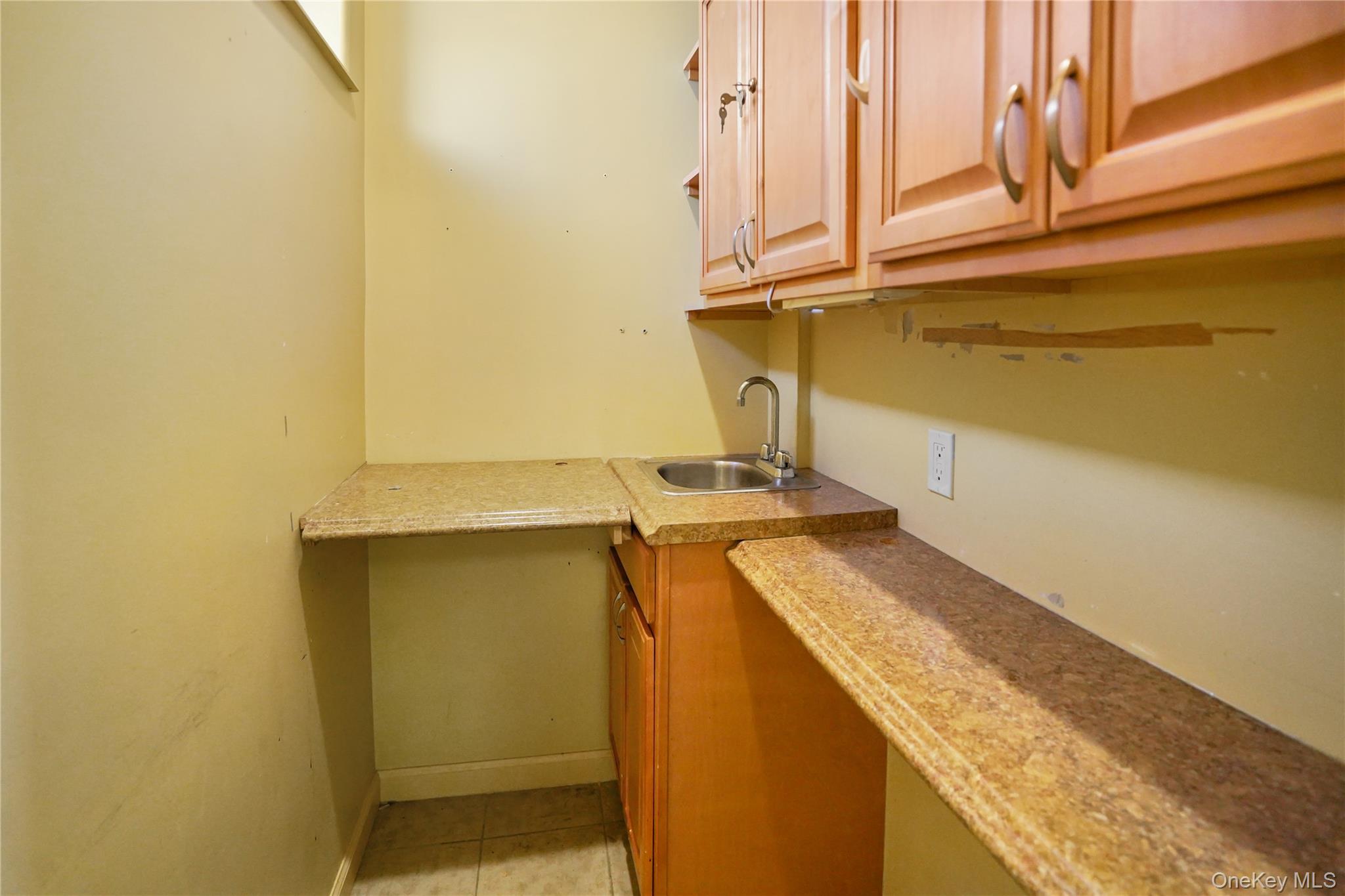 #10 photo, 16040 78th Road, कुईंस Fresh Meadows , NY 11366