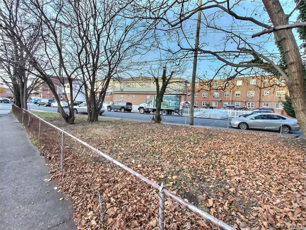 #4 photo, 1644 Canarsie Road, Brooklyn , NY 11236