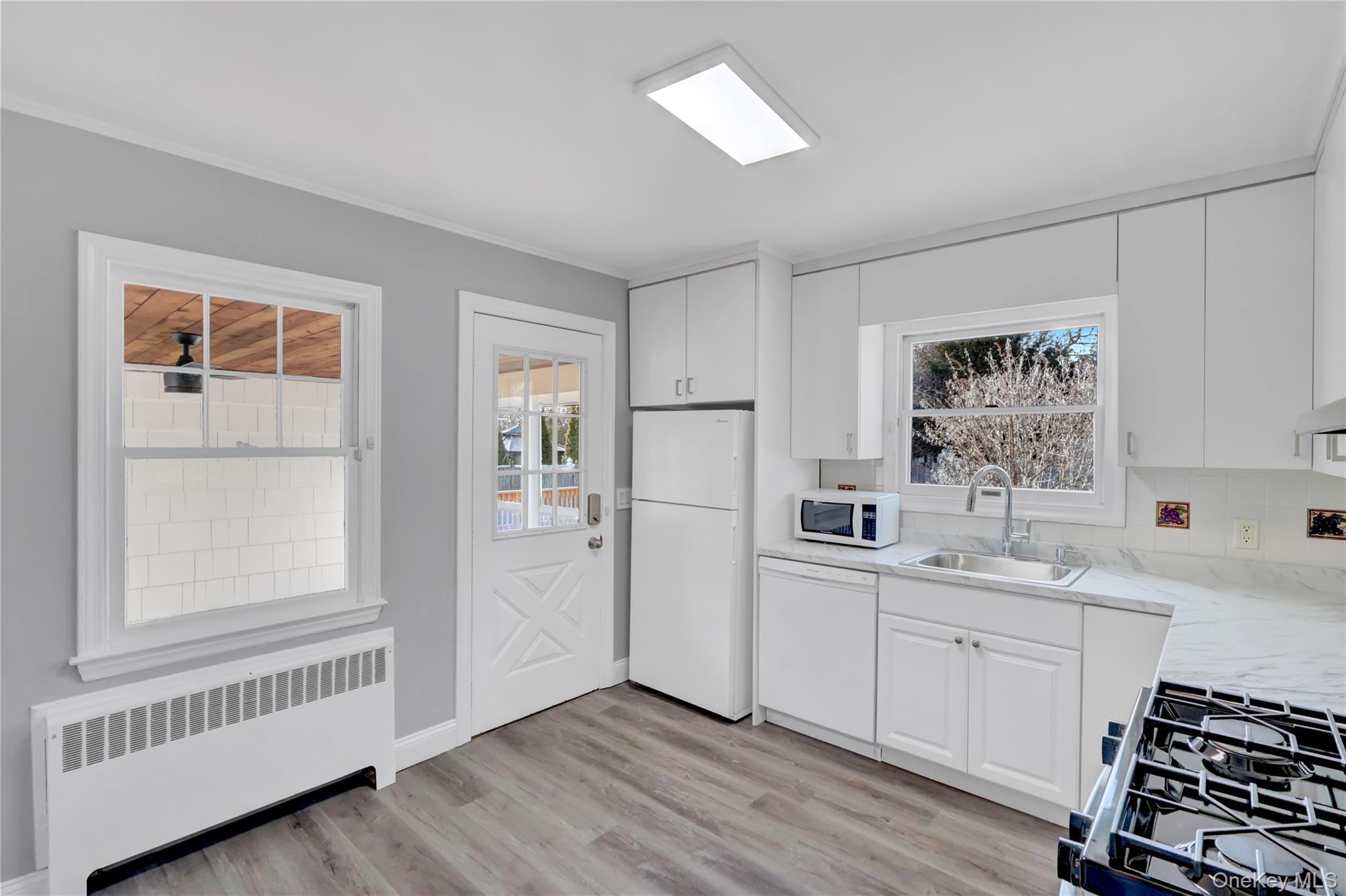 #10 photo, 1336 Potter Boulevard, Bay Shore , NY 11706