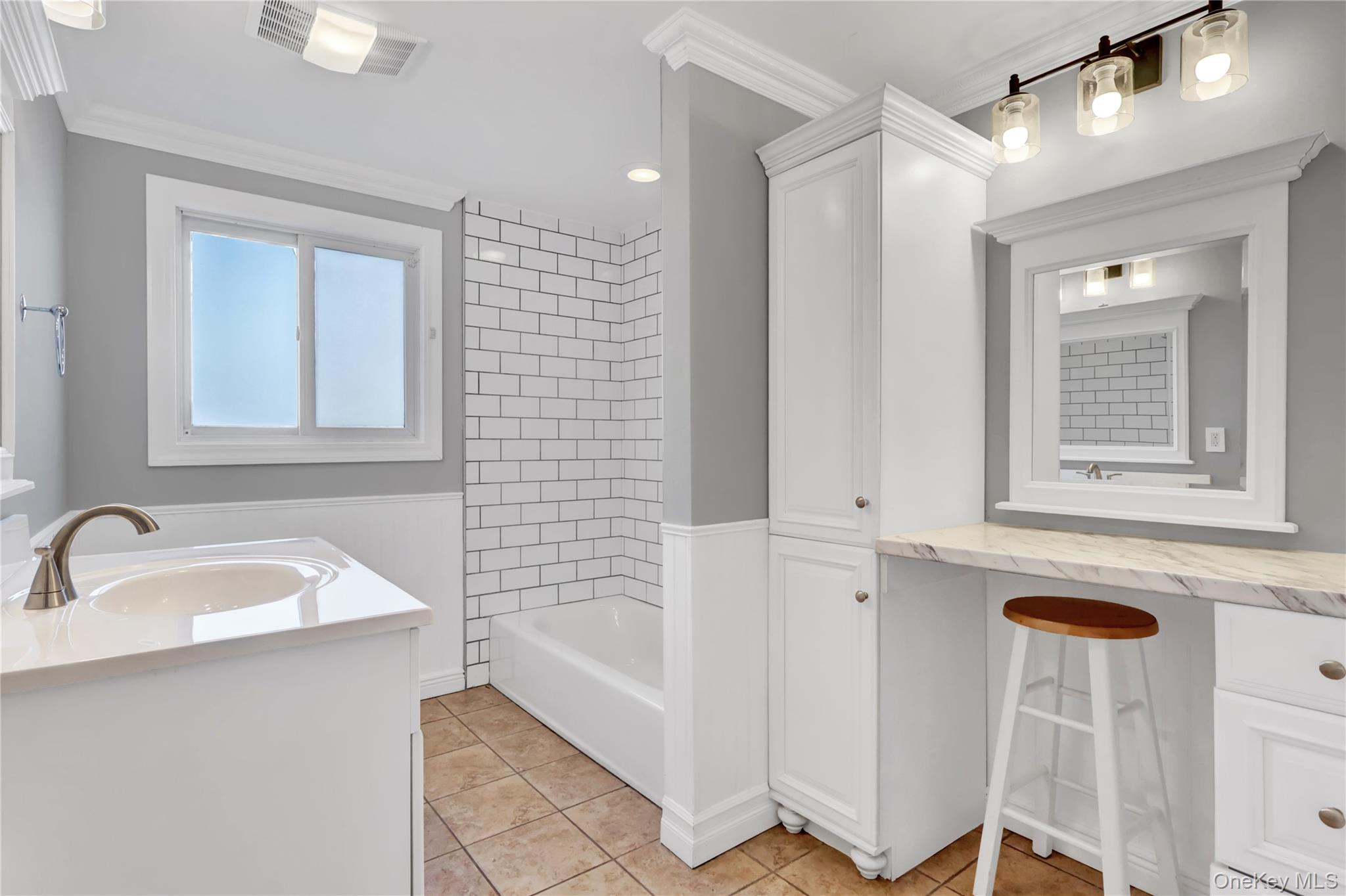 #14 photo, 1336 Potter Boulevard, Bay Shore , NY 11706