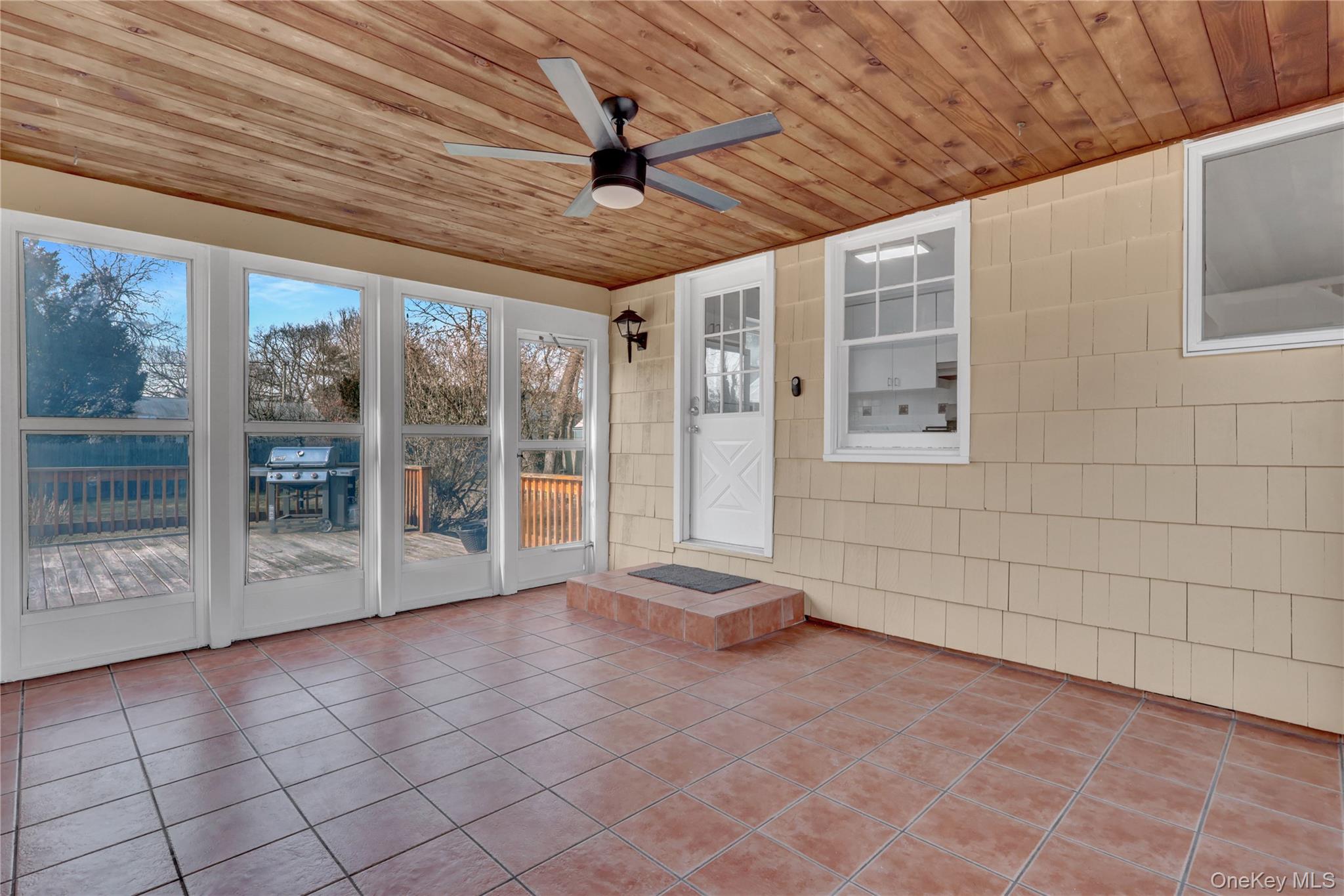 #19 photo, 1336 Potter Boulevard, Bay Shore , NY 11706