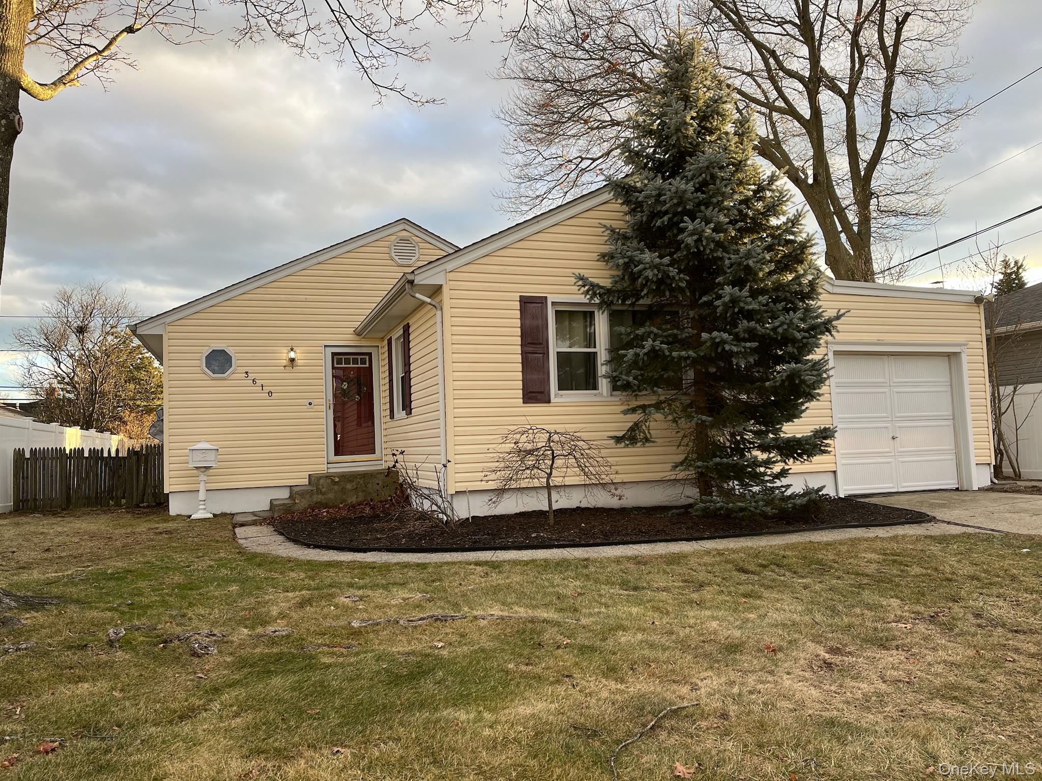 #1 photo, 3610 Locust Avenue, Seaford , NY 11783