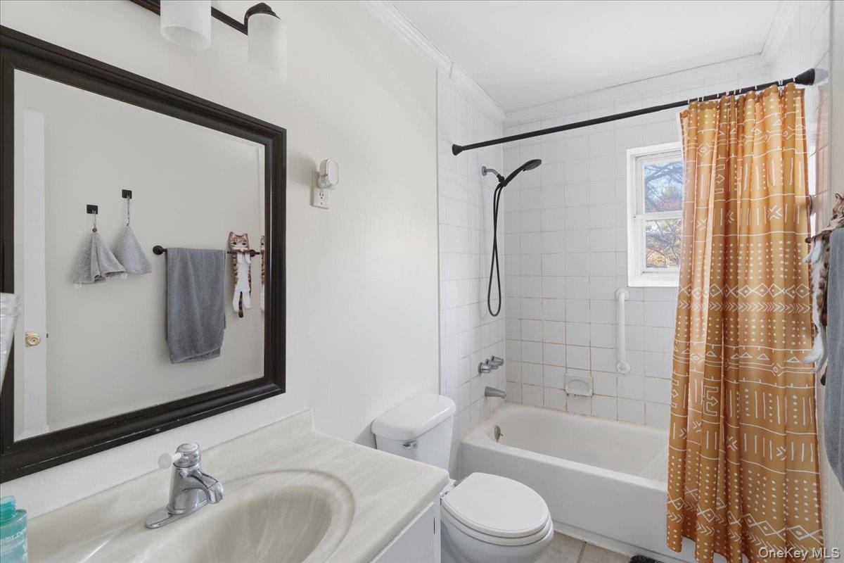 #10 photo, 15 Artist Lake Drive, Middle Island , NY 11953