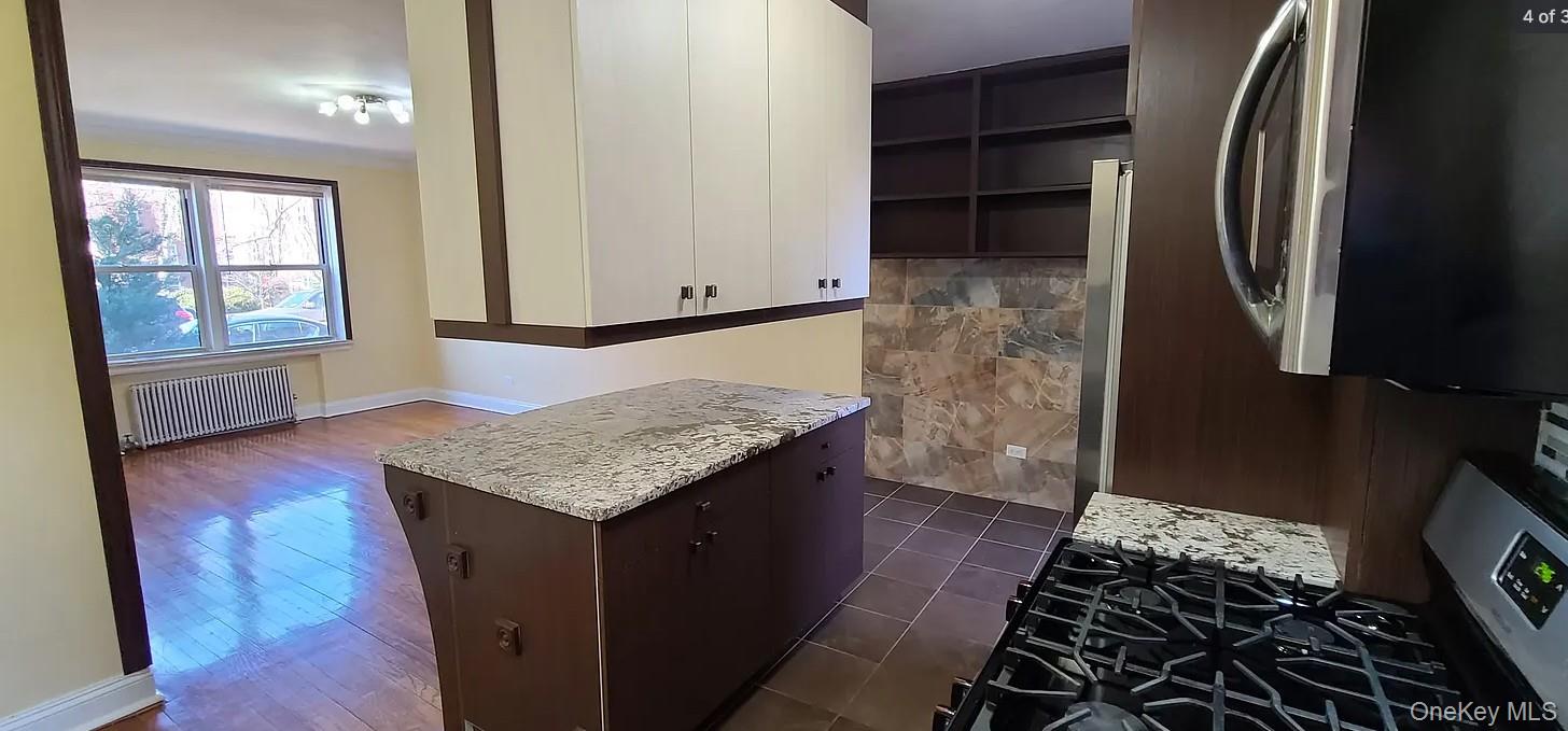 #4 photo, 141-12 78rd Road, Куинс ‖ Kew Garden Hills , NY 11367