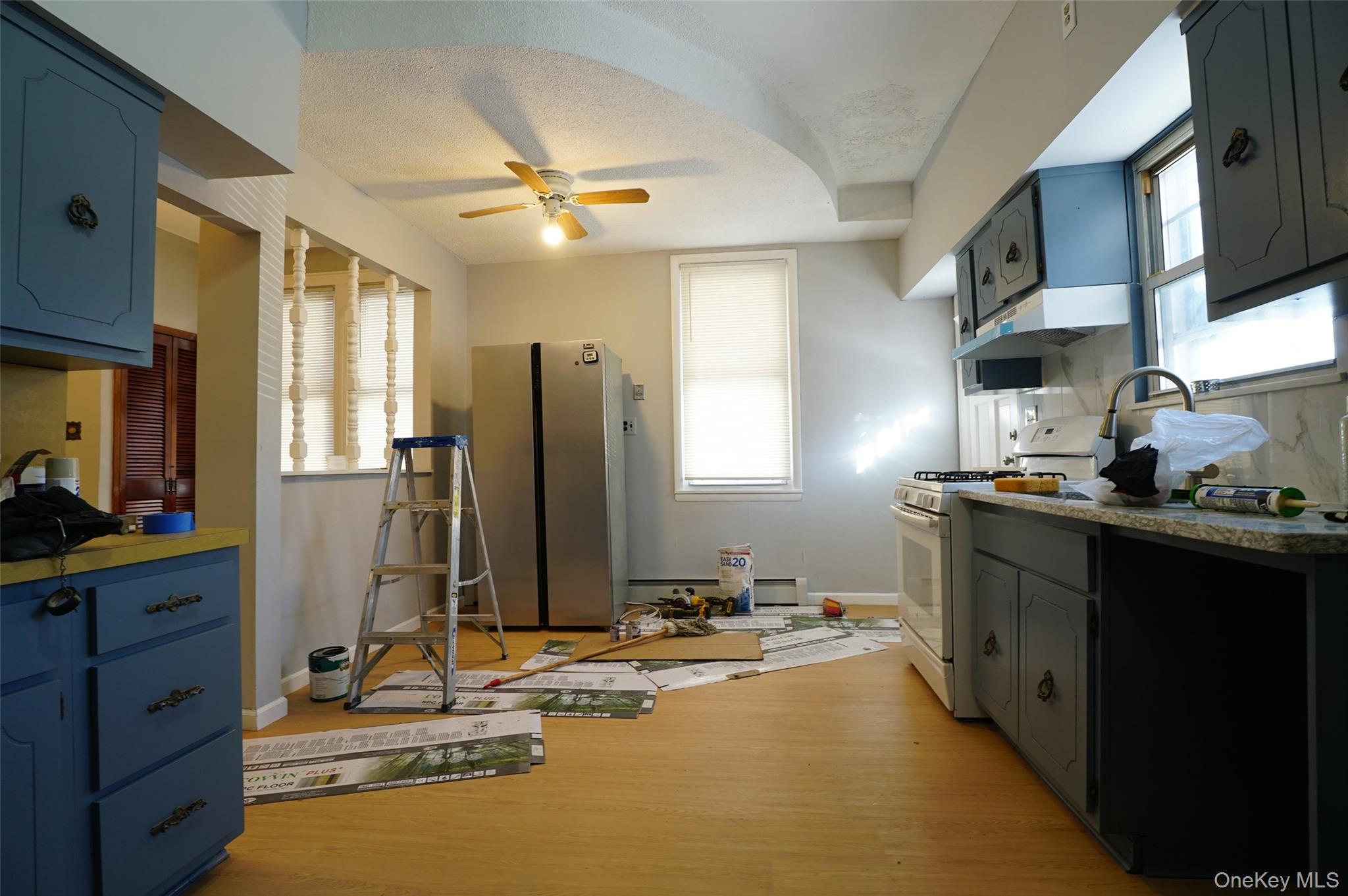 #3 photo, 91-06 97th Avenue, Куинс ‖ Ozone Park , NY 11416