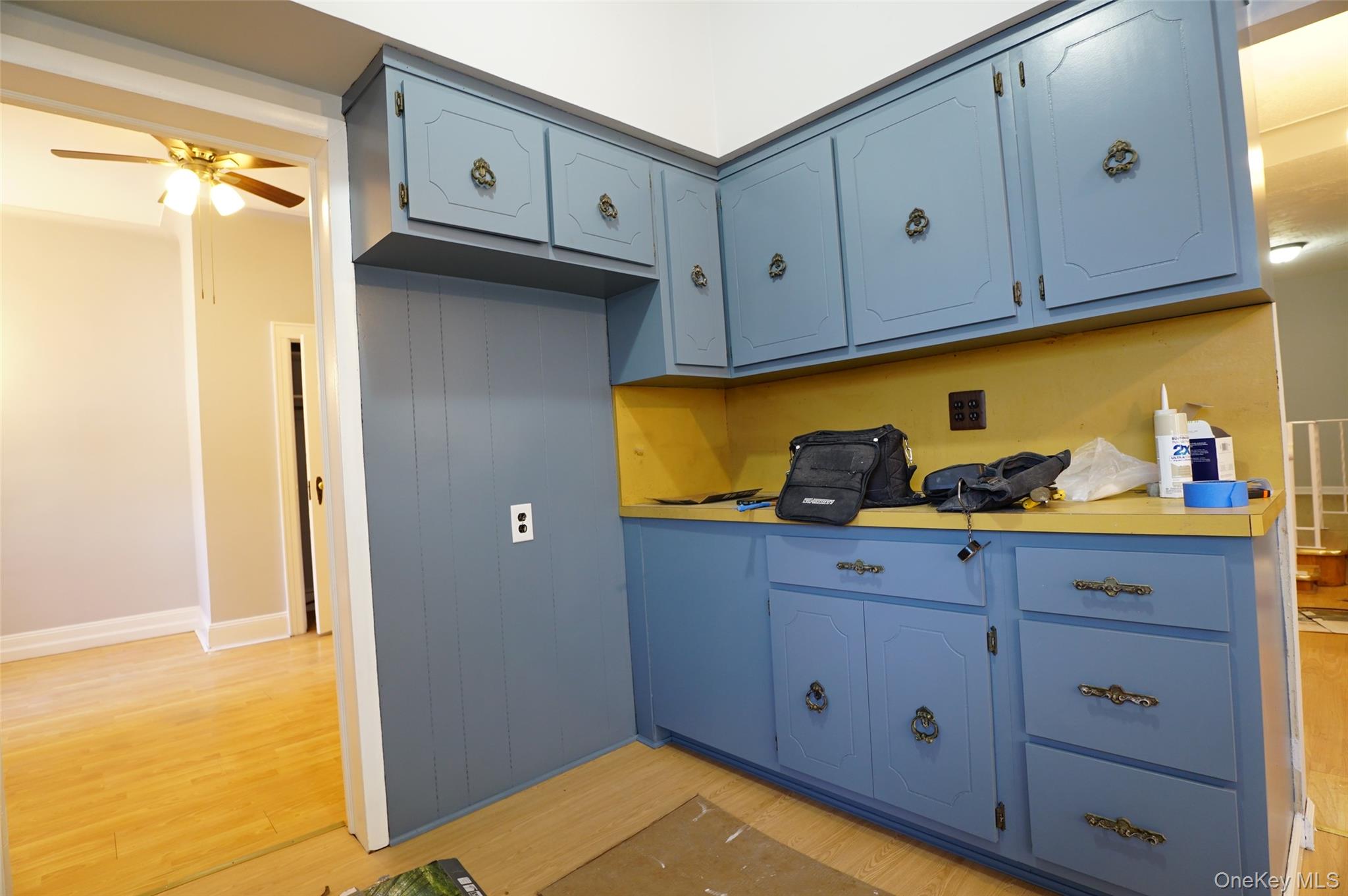 #4 photo, 91-06 97th Avenue, Куинс ‖ Ozone Park , NY 11416