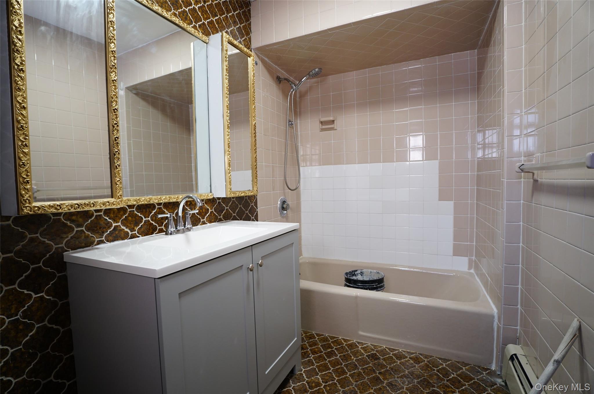 #7 photo, 91-06 97th Avenue, Куинс ‖ Ozone Park , NY 11416